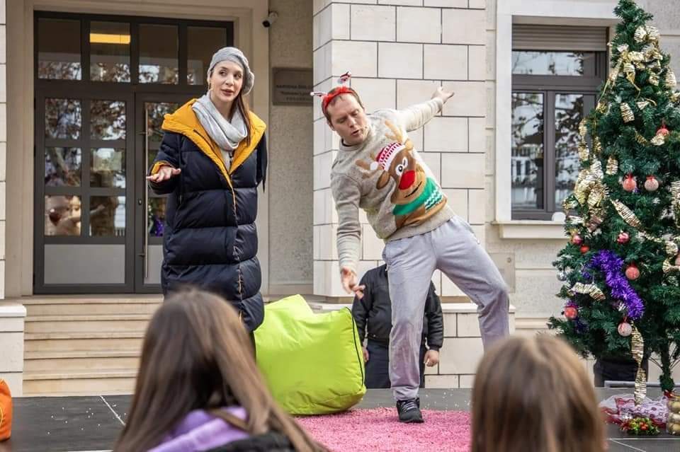 DEUS 2022: Zanimljiv dječiji program obilježio vikend za nama; Muzički program "Let it snow" večeras u Njegoševom parku