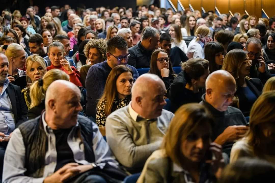 Muzičkim spektaklom Gradsko pozorište proslavilo 71 godinu postojanja