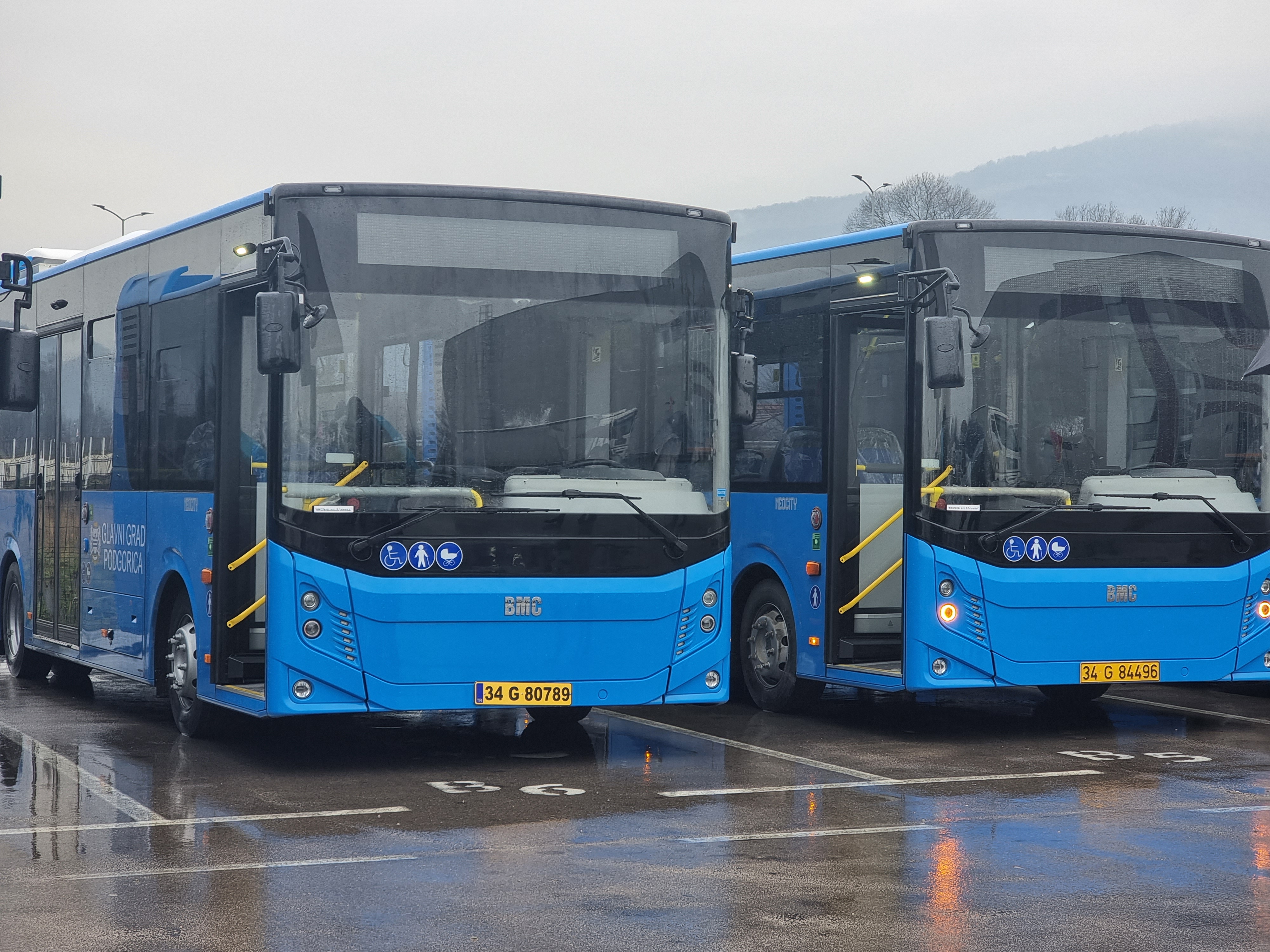 Glavni grad nastavlja da unapređuje javni prevoz; U Podgoricu stigao novi kontingent autobusa