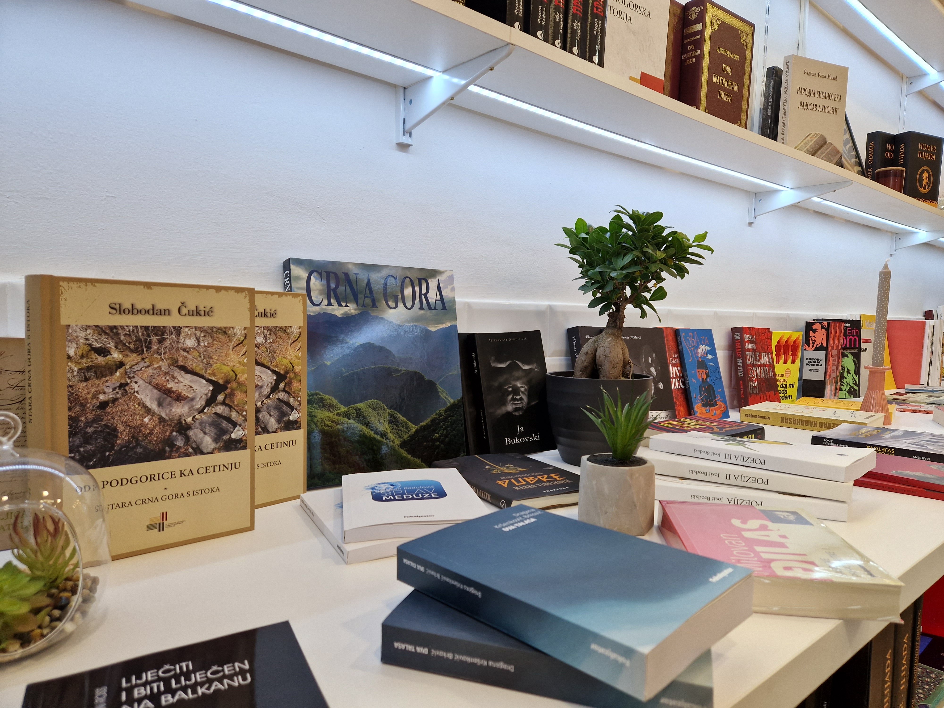 Prvi radni dan nakon praznika obilježilo otvaranje druge Podgoričke knjižare