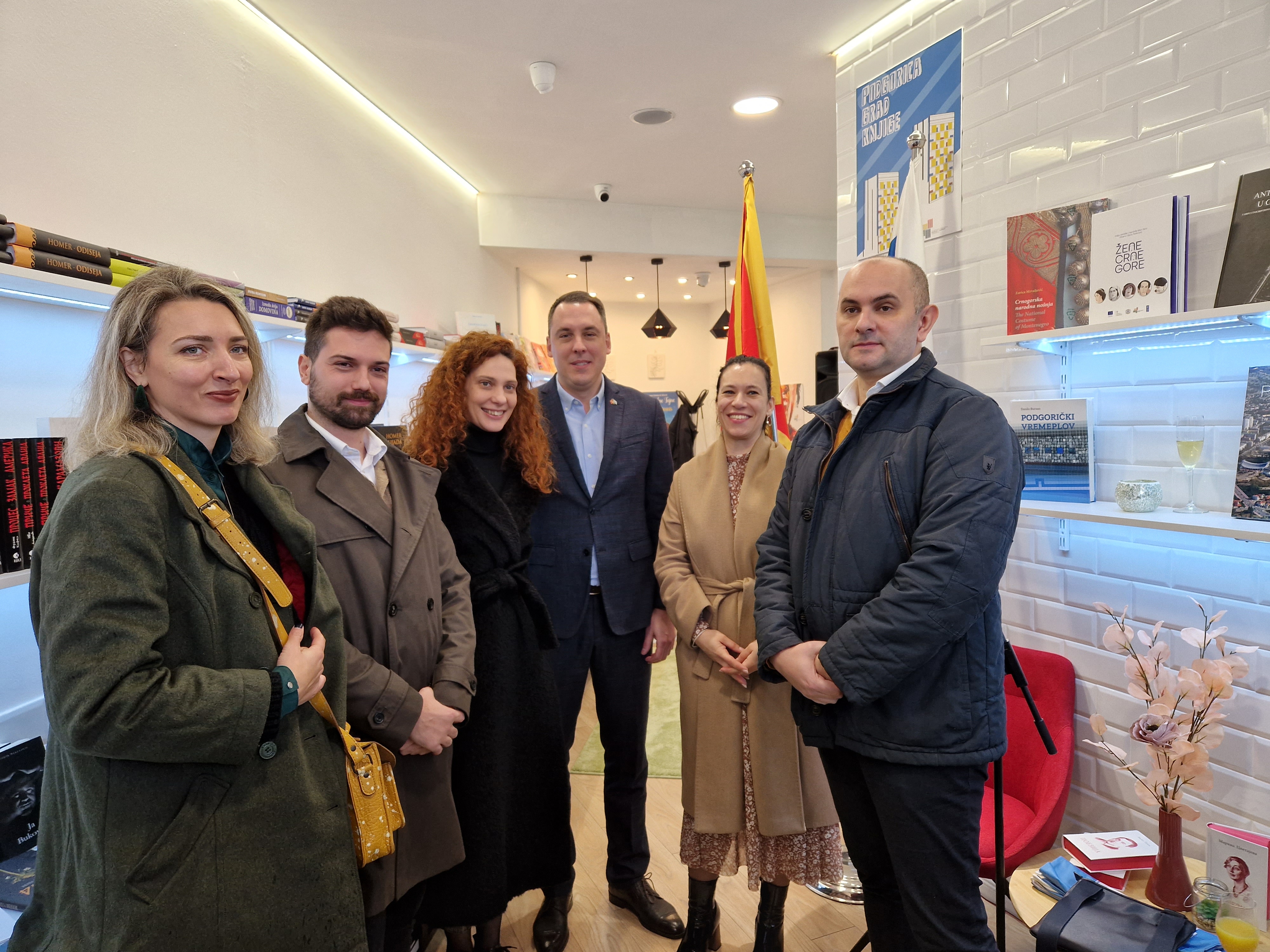 Prvi radni dan nakon praznika obilježilo otvaranje druge Podgoričke knjižare