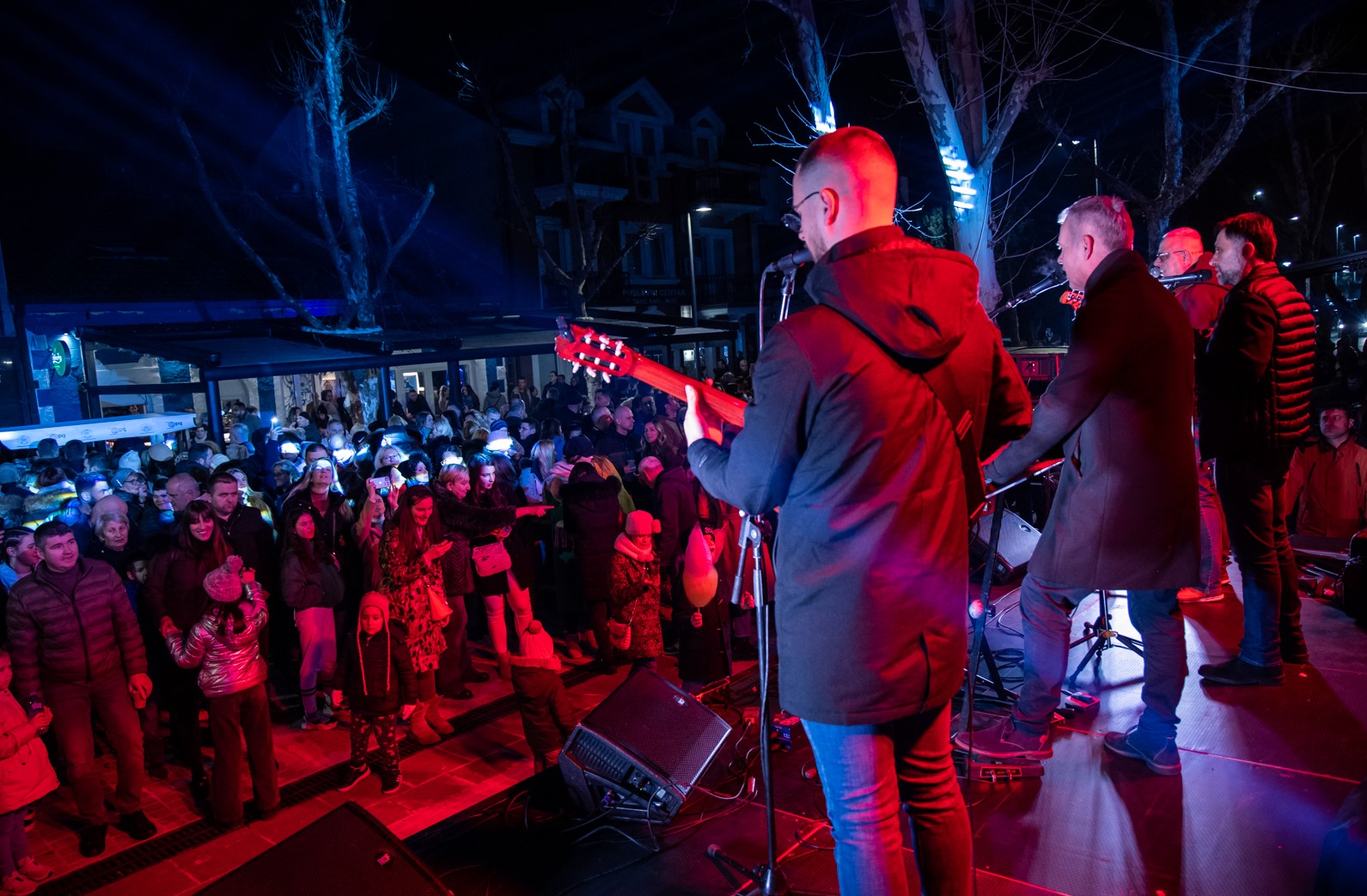 Manifestacija "Veče vina i koštanja" okupila veliki broj podgoričana i posjetilaca glavnog grada