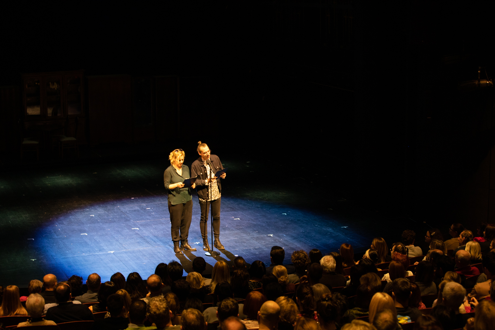 Ljubljana na nogama: Ovacije za predstavu “Bez portfelja”