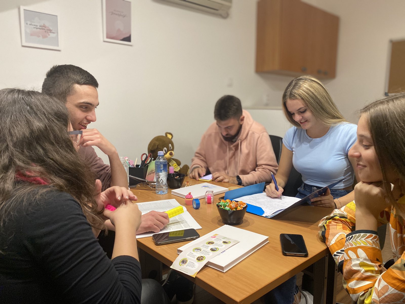 Omladinski klub; Mjesto za druženje i edukaciju mladih u centru Podgorice