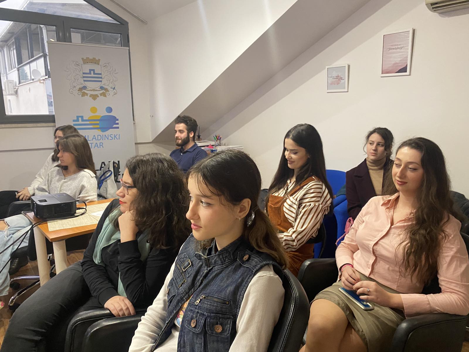 Omladinski klub; Mjesto za druženje i edukaciju mladih u centru Podgorice