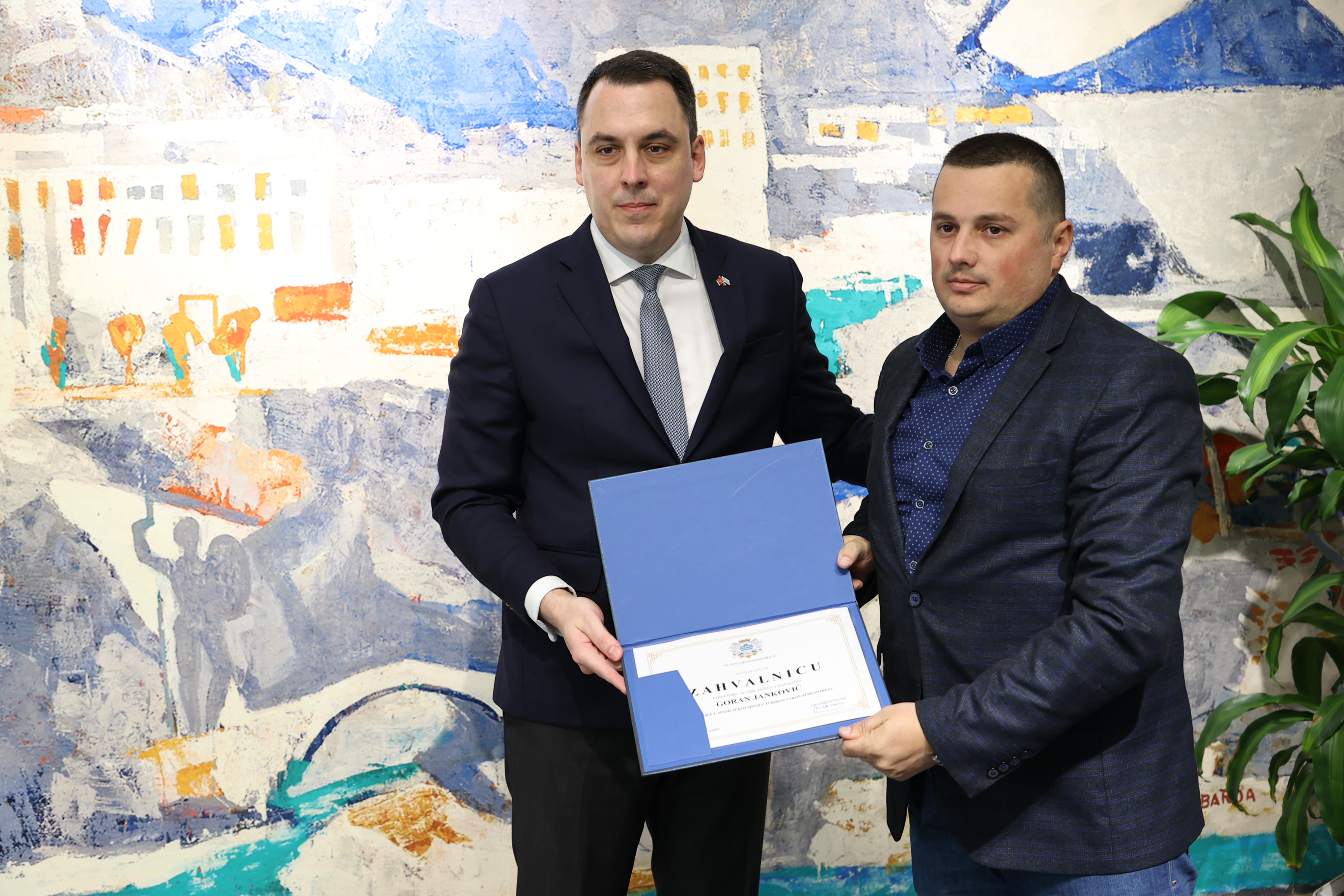 Vuković upriličio prijem za pripadnike Službe zaštite i spašavanja koji su i u akcijama u Turskoj pokazali da su istinski heroji Podgorice  i Crne Gore