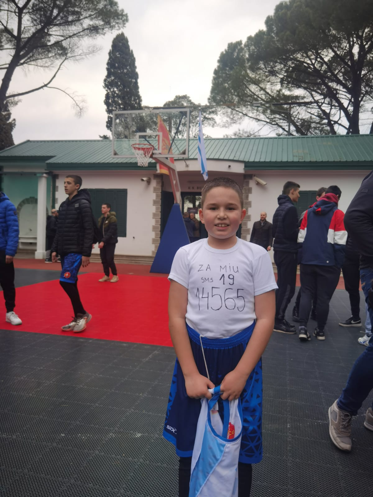 Košarkaško igralište u Njegoševom parku od danas nosi ime legende podgoričke Budućnosti- Dragana Ivanovića