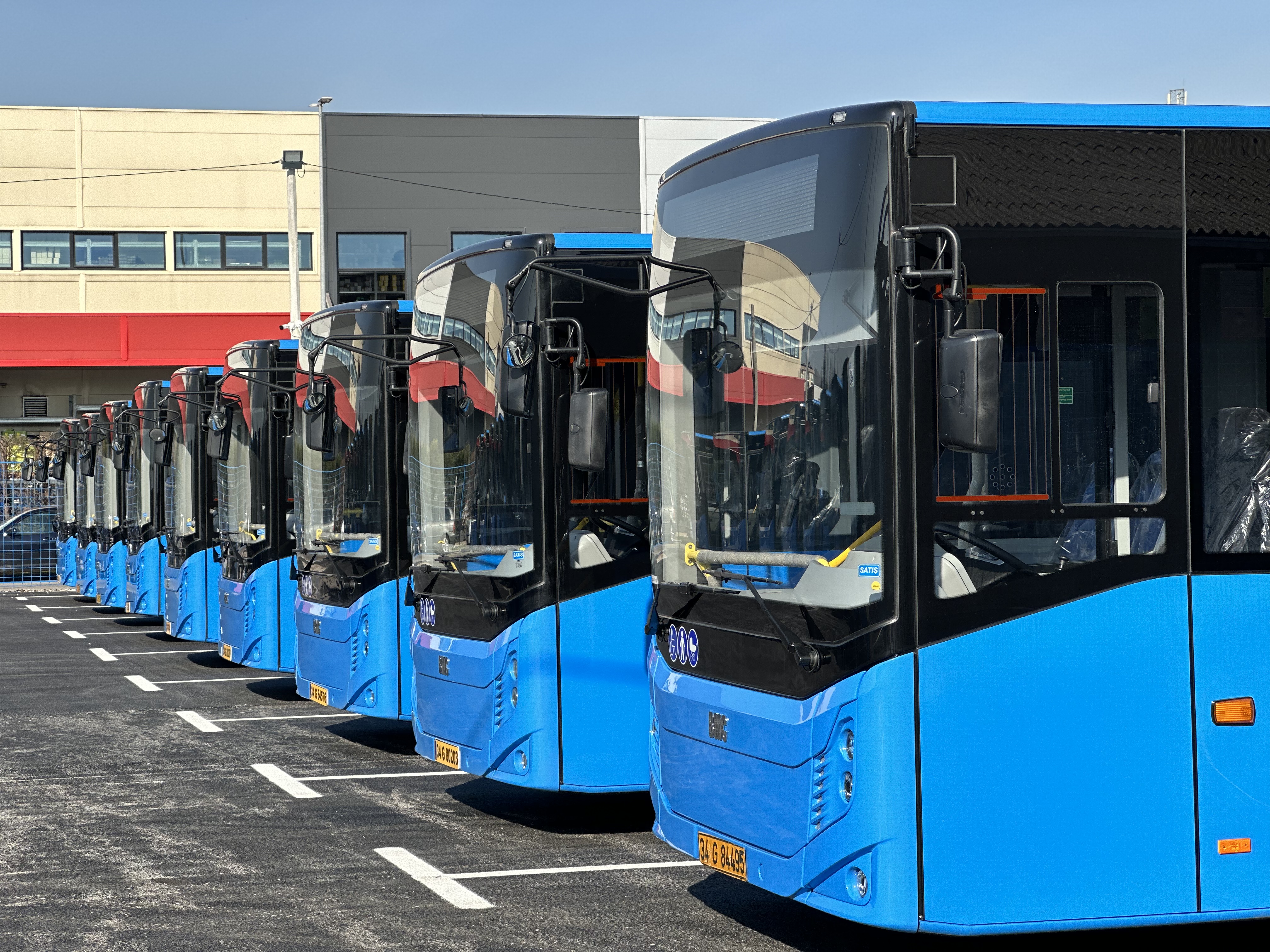 Na ulicama Podgorice uskoro 45 savremenih autobusa