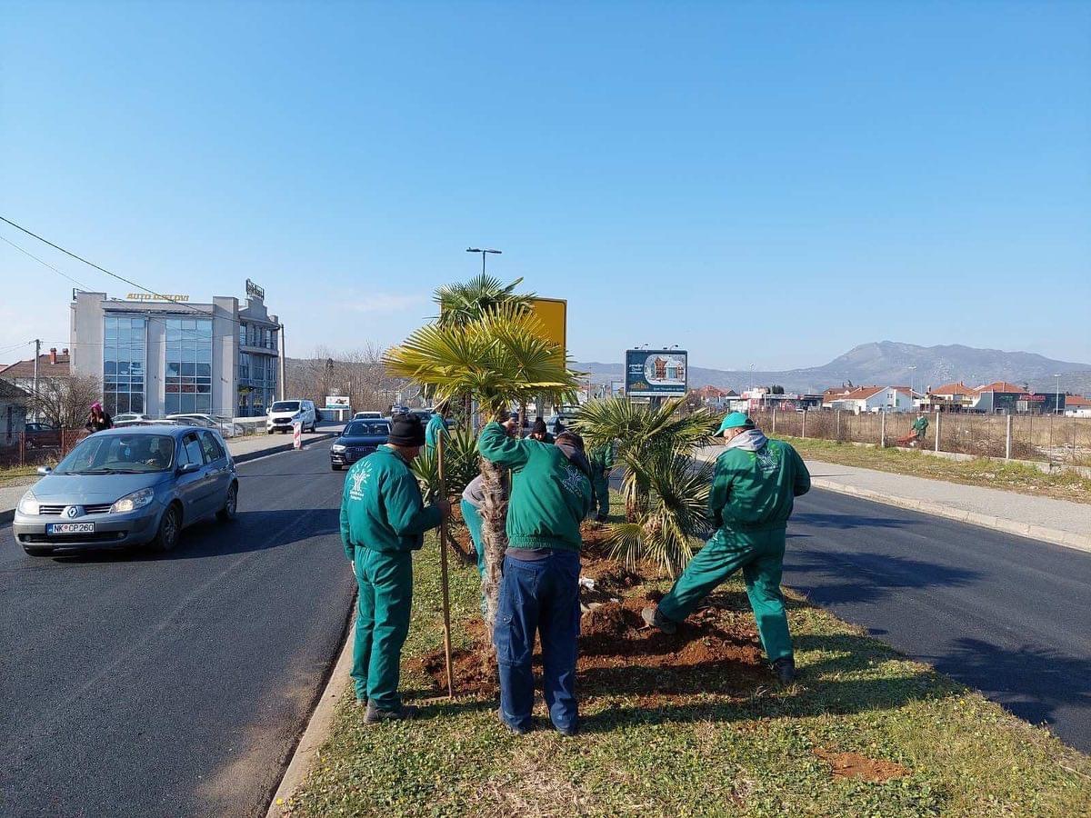 U toku radovi na uređenju razdjelnih ostrva na Bulevaru knjaza Danila