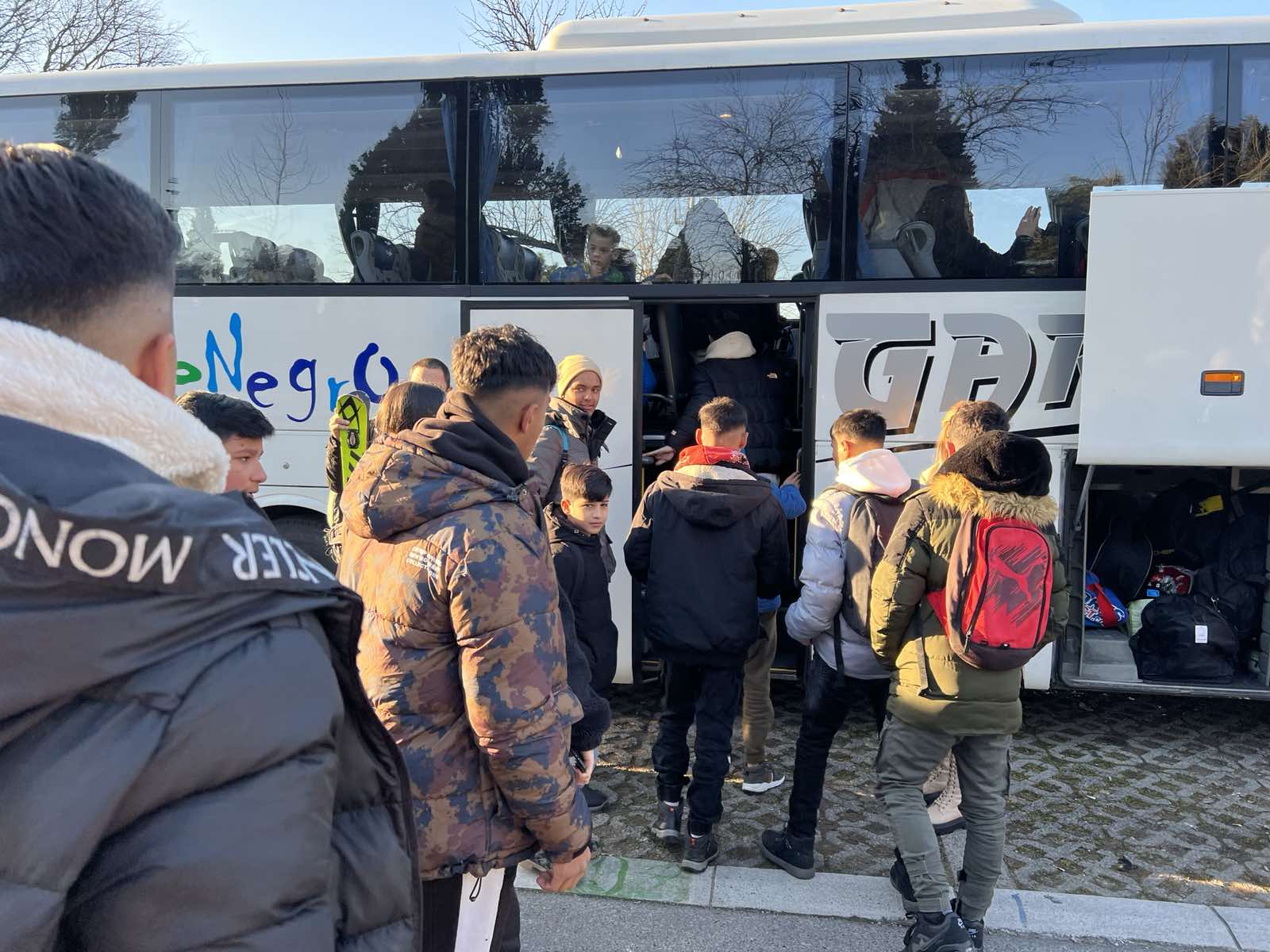 Na skijalištu u Kolašinu organizovano druženje za pripadnike RE zajednice