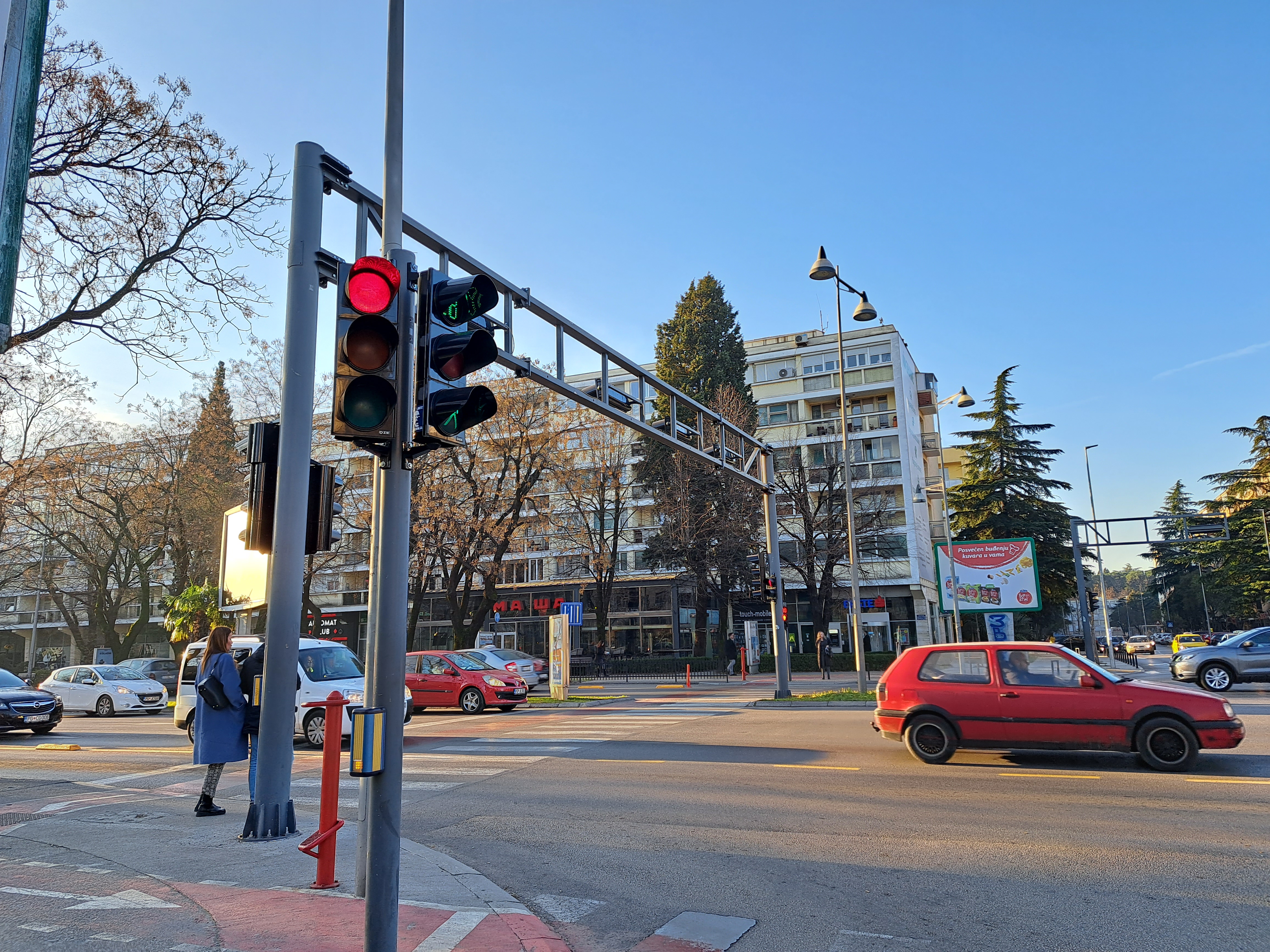 Nova optička telekomunikaciona mreža za kontrolu nad svim raskrsnicama u gradu