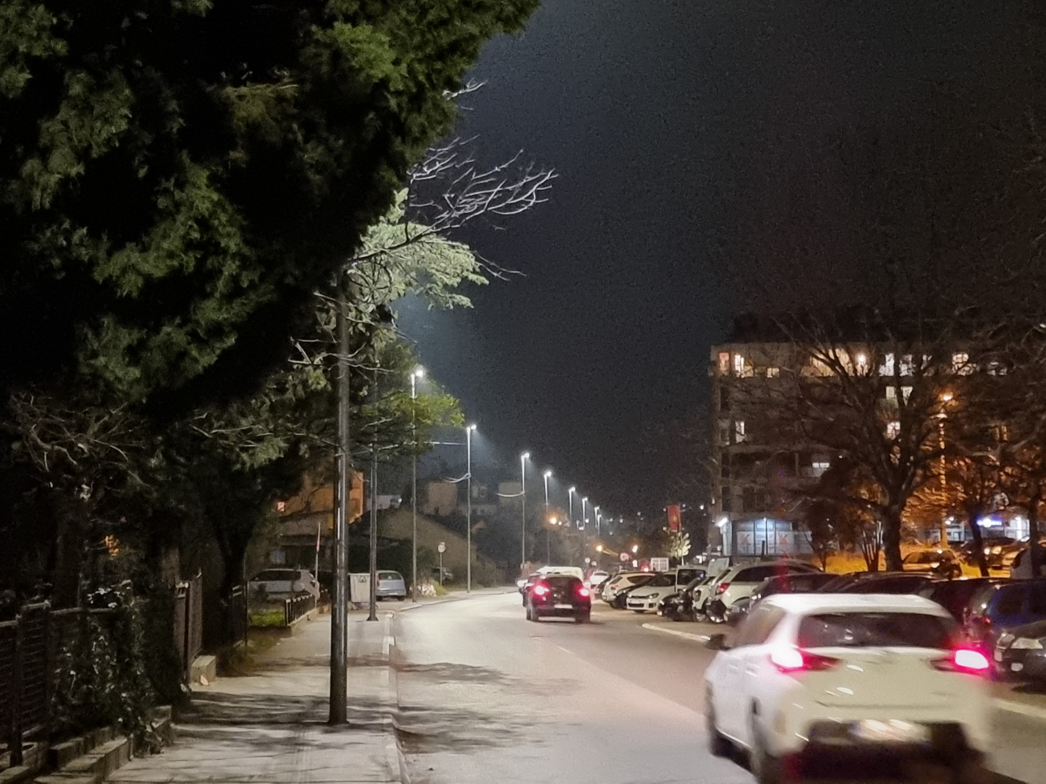 Nova javna rasvjeta u Ulici Radosava Burića, uskoro i u Ulici Marka Miljanova