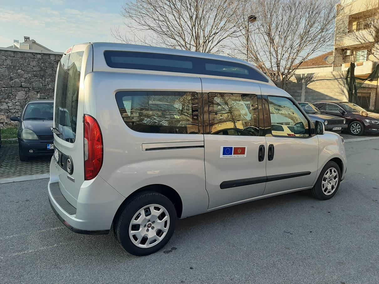 Nastavlja se pružanje usluge pristupačnog prevoza za OSI u Podgorici