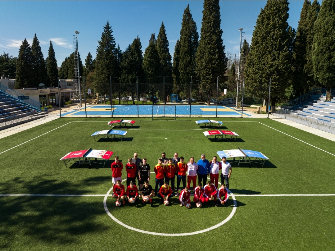 Glavni grad donirao stolove za tekbol podgoričkim fudbalskim klubovima