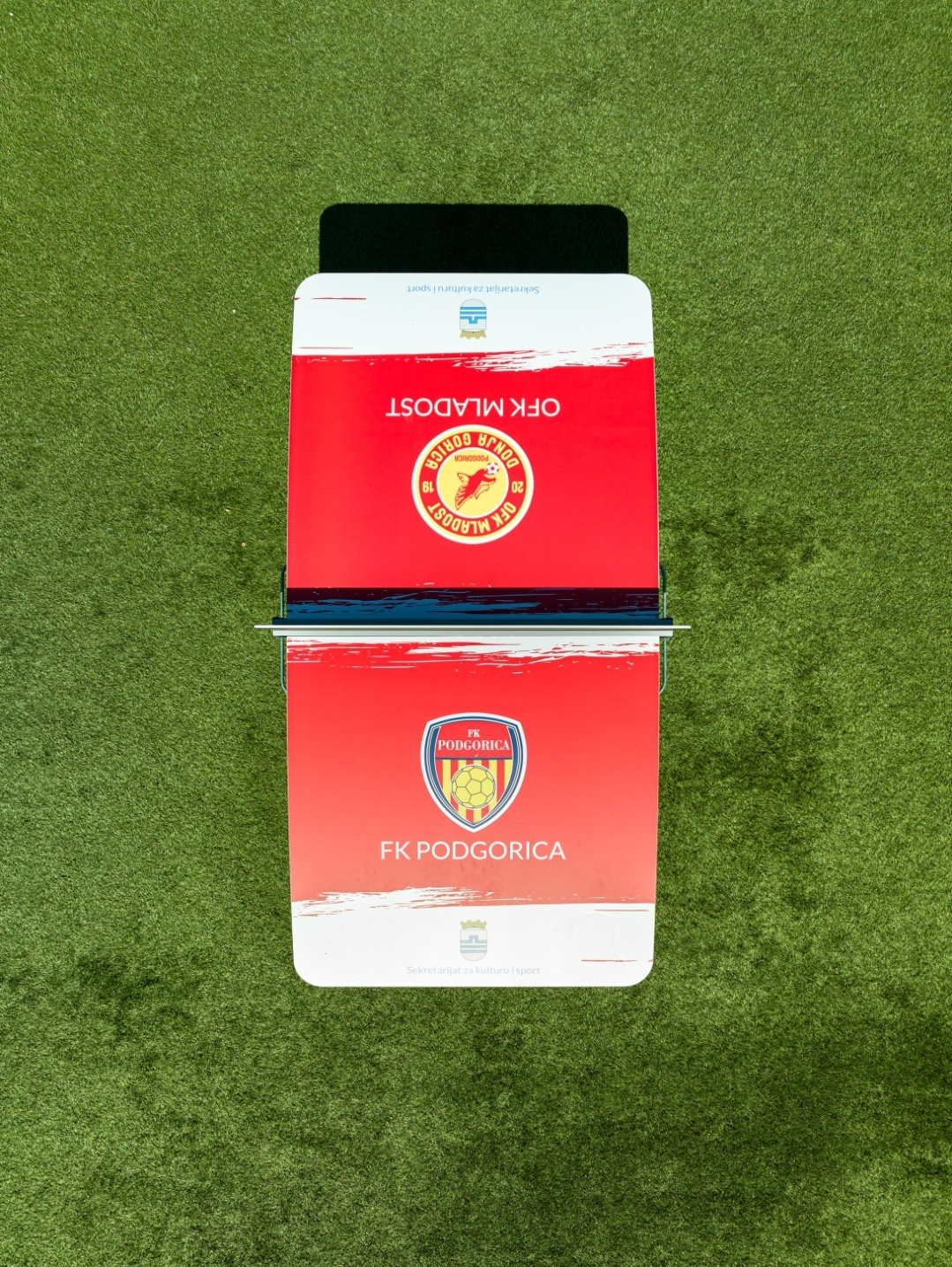 Glavni grad donirao stolove za tekbol podgoričkim fudbalskim klubovima