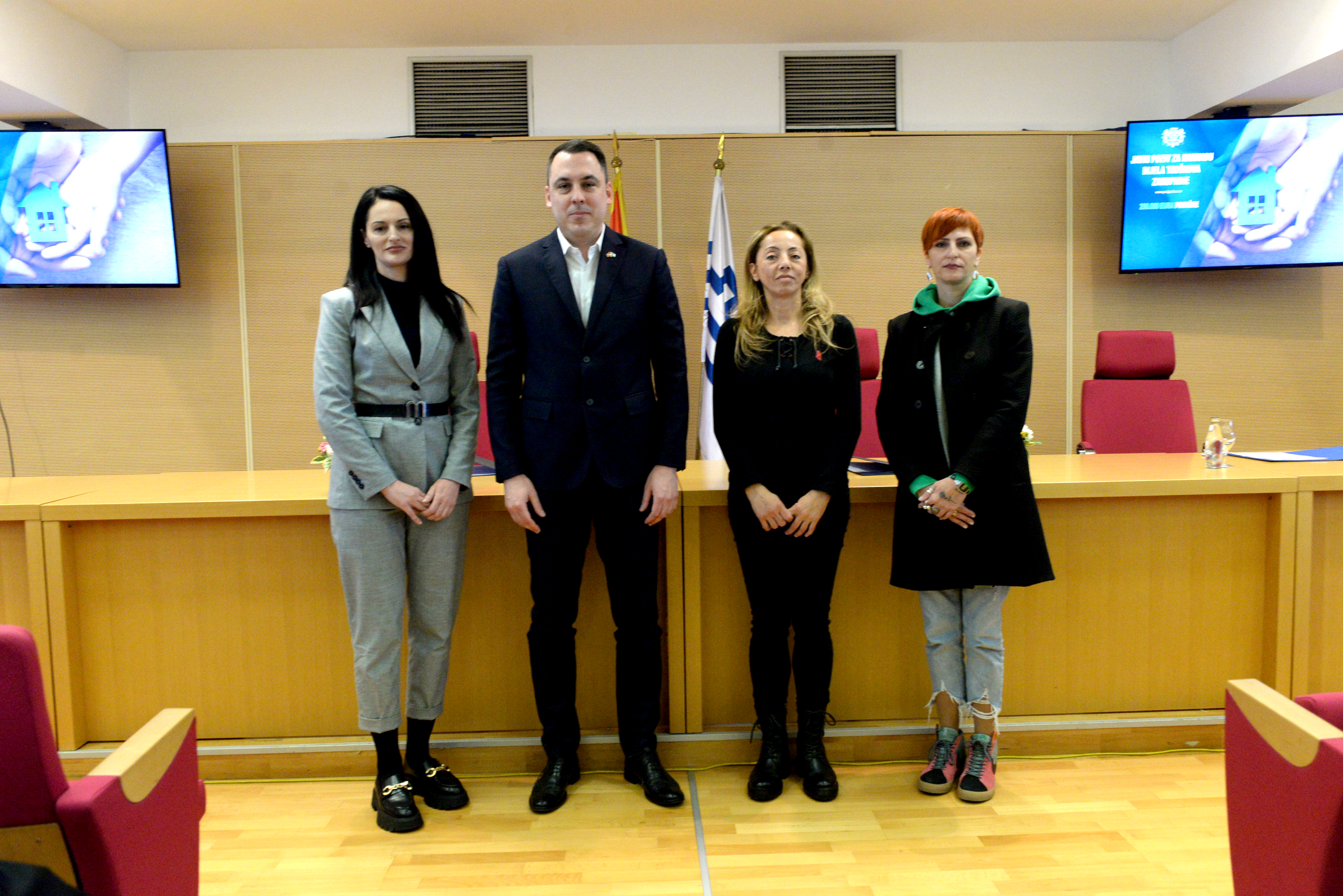 Podgorica i ove godine jedina lokalna uprava koja podržava podstanare; Vuković: Nadam se da će ovaj program nastaviti da živi i da će dobiti podršku i sa državnog nivoa