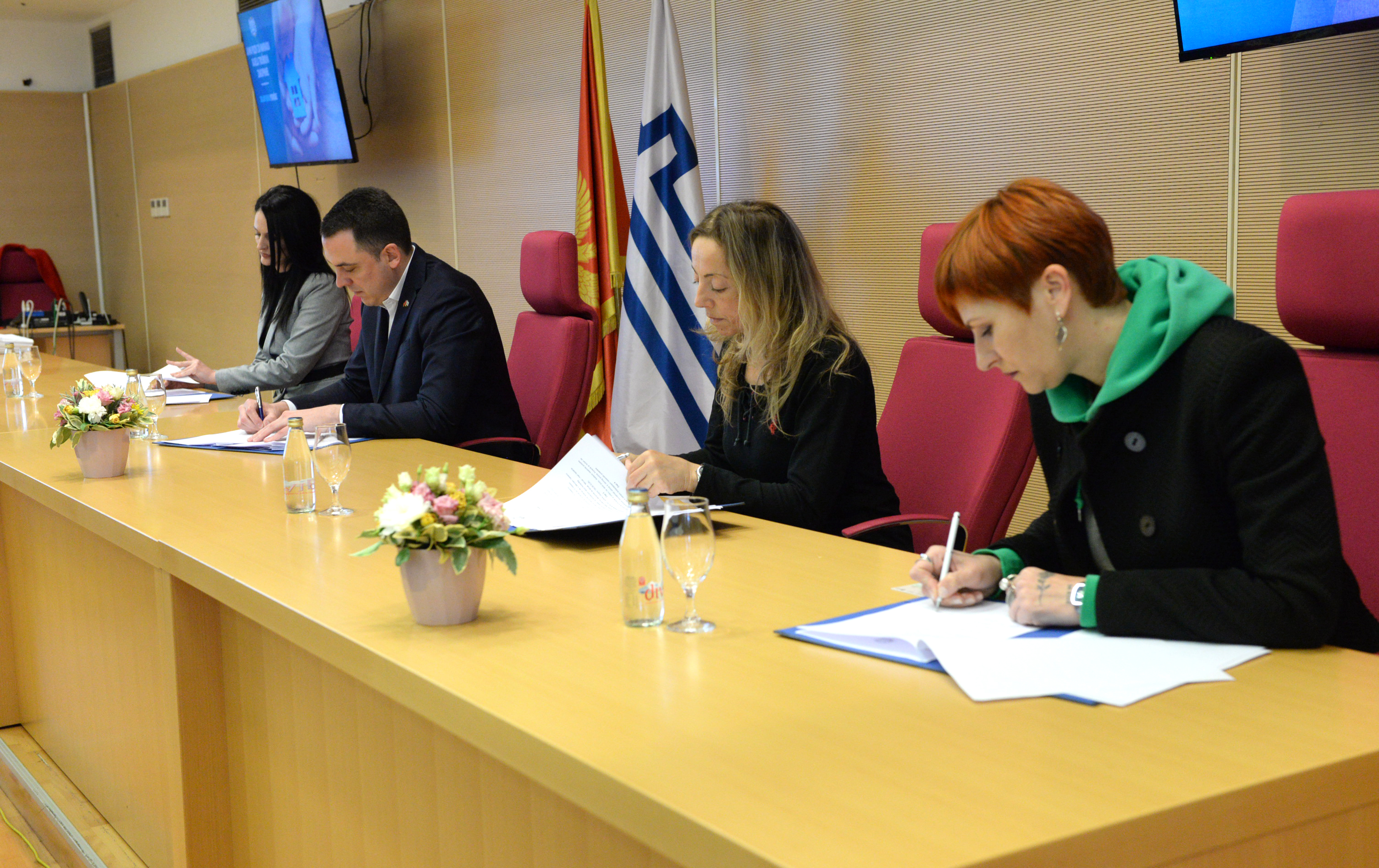 Podgorica i ove godine jedina lokalna uprava koja podržava podstanare; Vuković: Nadam se da će ovaj program nastaviti da živi i da će dobiti podršku i sa državnog nivoa