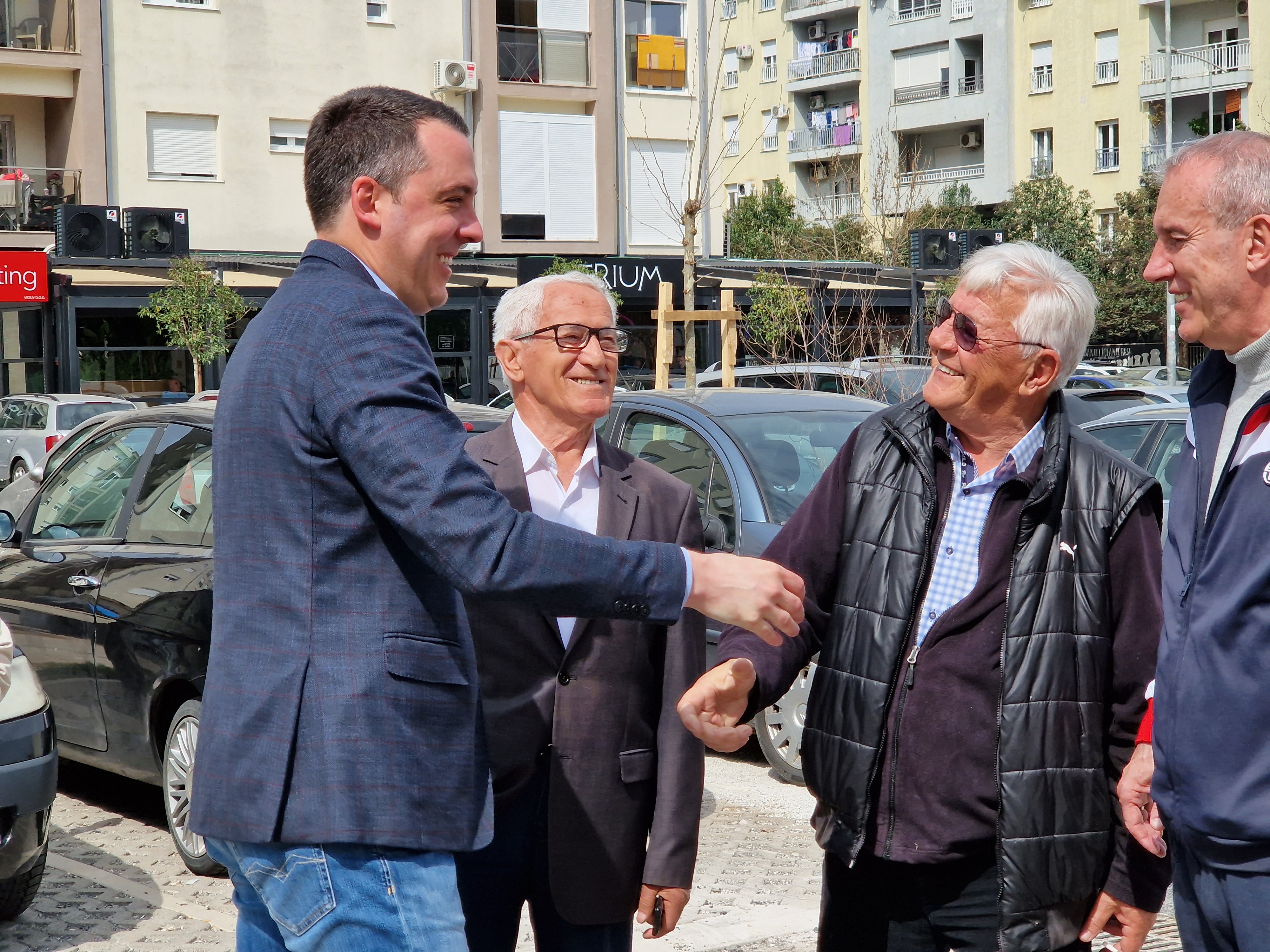 U Bloku VI formirano 140 novih besplatnih parking mjesta