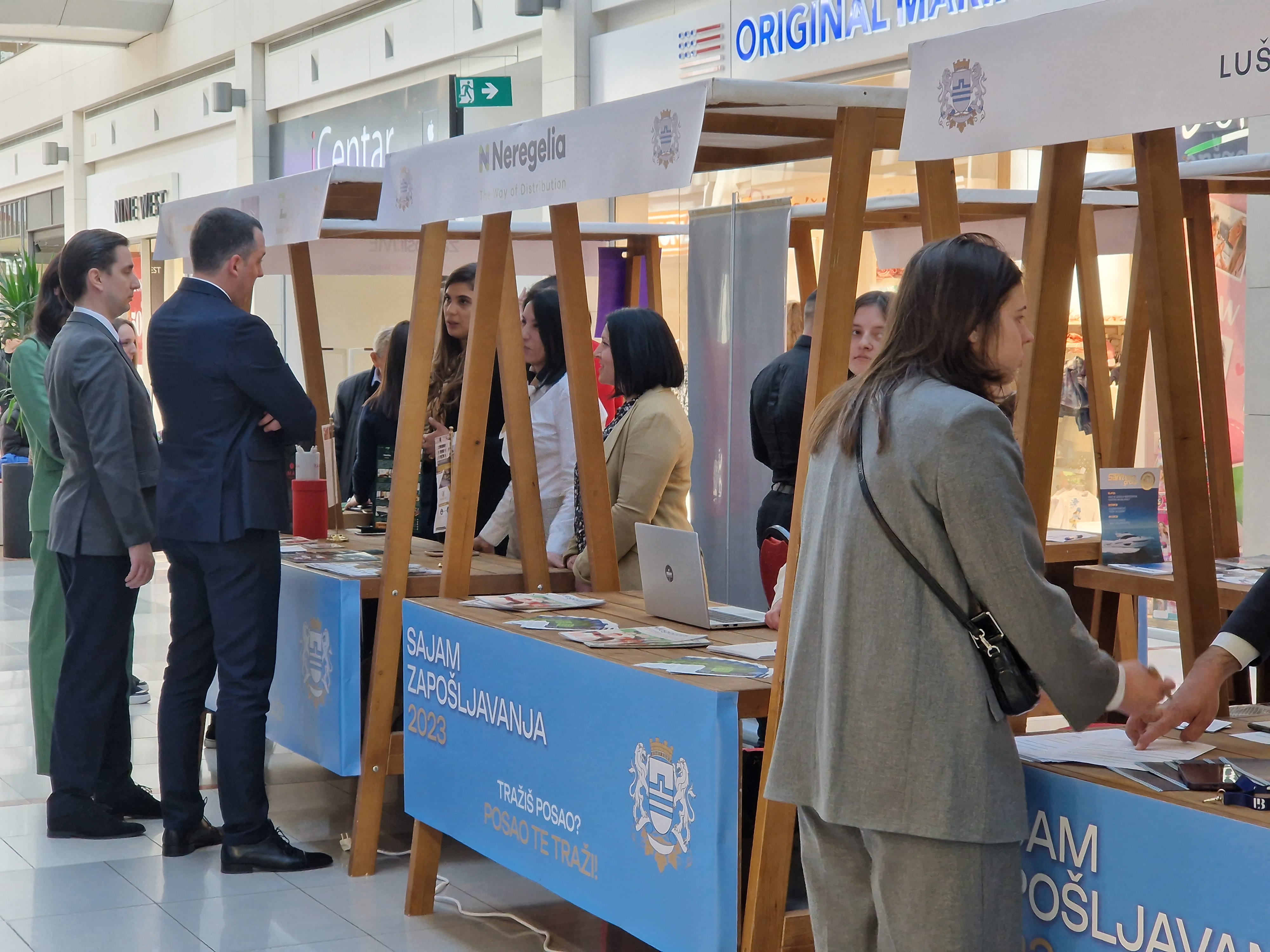 Odlična posjećenost Sajma zapošljavanja u organizaciji Glavnog grada; Ponuđeno više stotina radnih mjesta