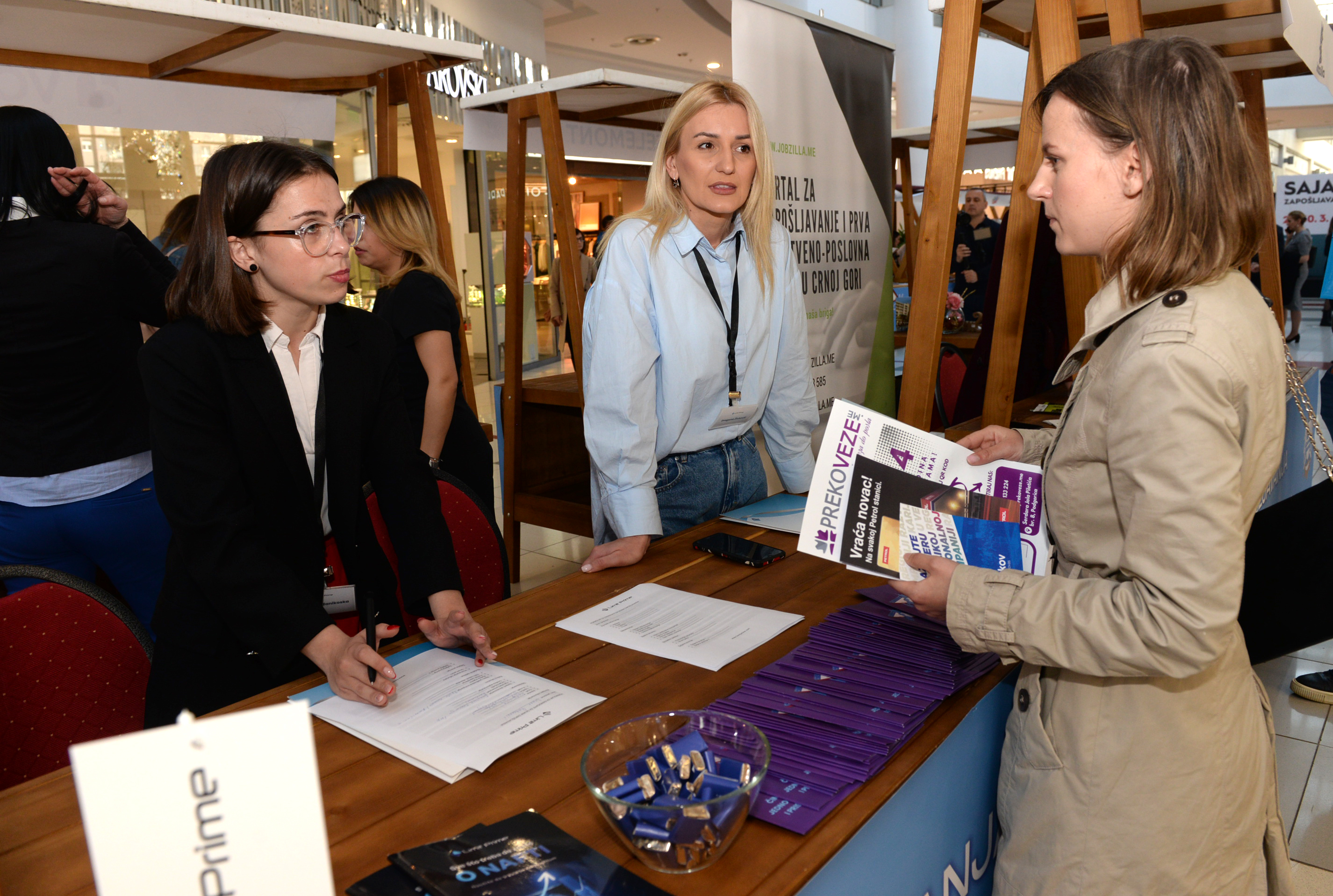 Odlična posjećenost Sajma zapošljavanja u organizaciji Glavnog grada; Ponuđeno više stotina radnih mjesta