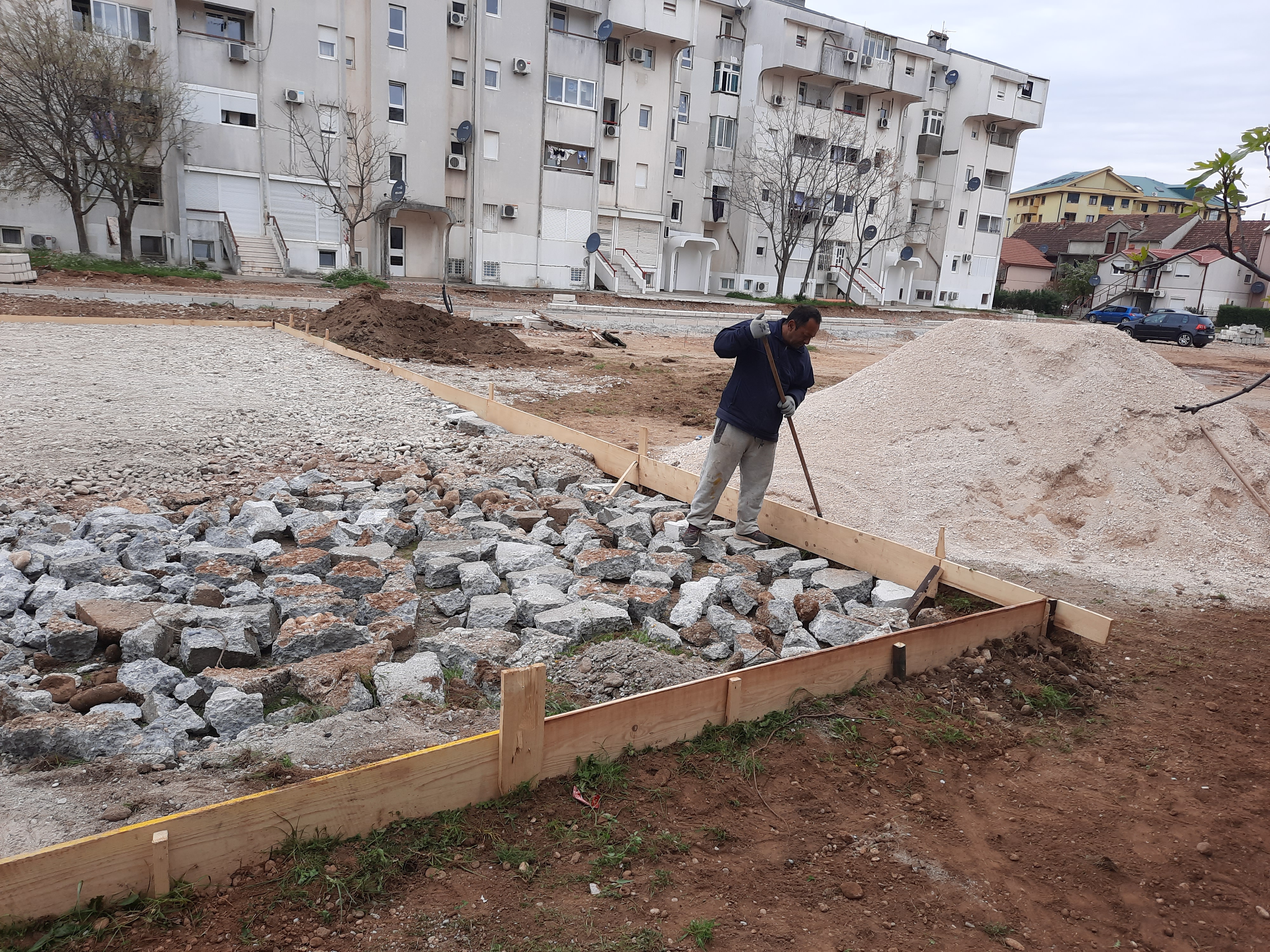 Uskoro novi park u Ulici Miloša Obilića