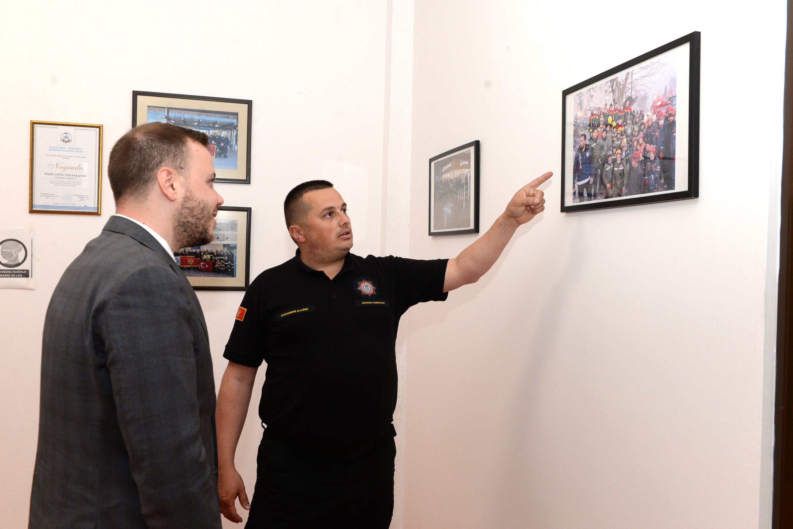 Rakčević u posjeti Službi zaštite i spašavanja: Vatrogasci  danonoćno čuvaju interes Glavnog grada na svakom koraku; Gradska uprava će uraditi sve da unaprijedi uslove u kojima rade