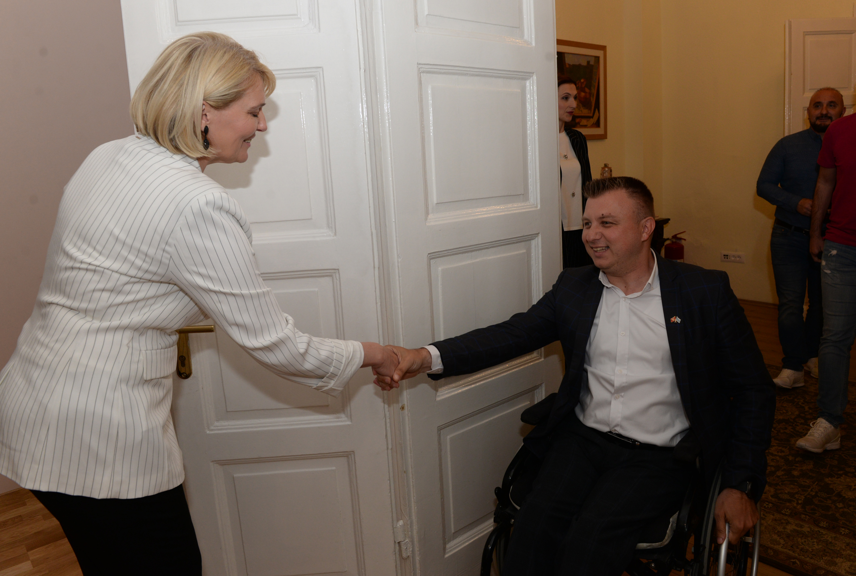 Injac: Puna posvećenost stvaranju jednakih šansi za sve