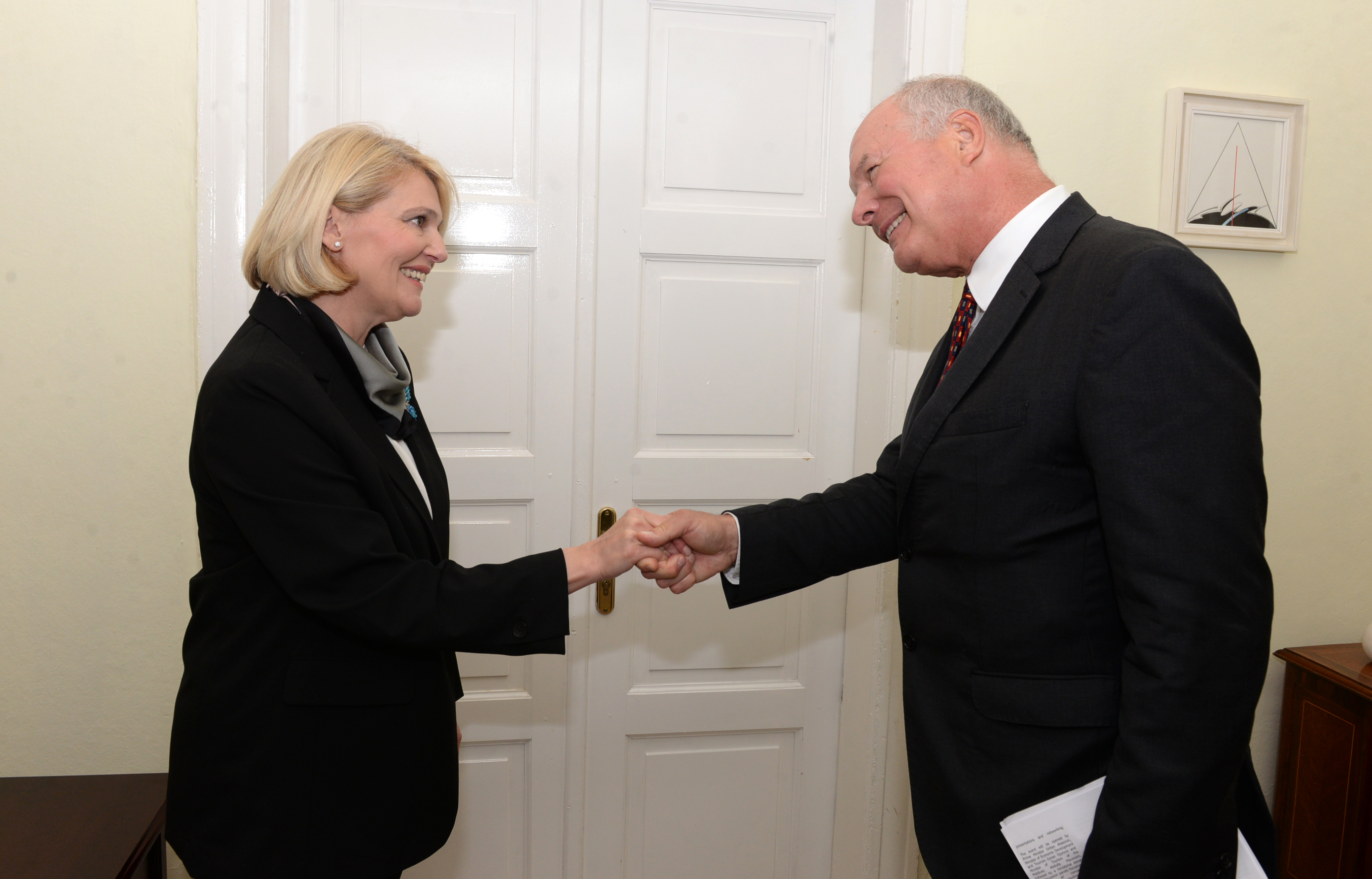 Injac- Miler: Puna posvećenost jačanju saradnje između Podgorice i Beča