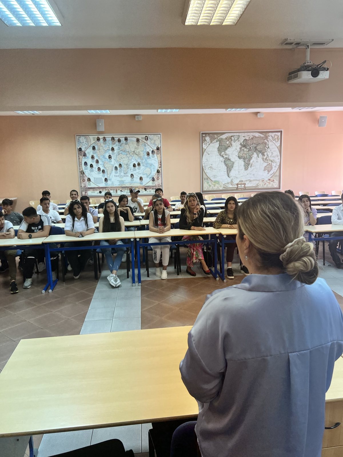 Mladi Romi u obilasku srednjih škola u Podgorici