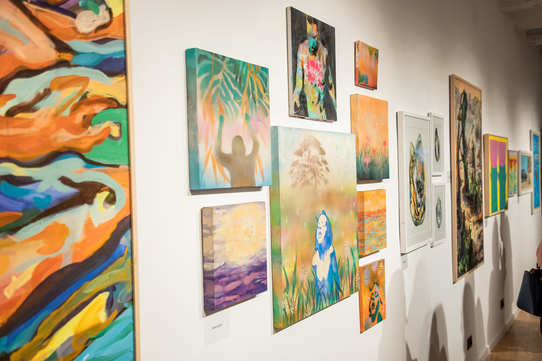 U Kuslevovoj kući sinoć je otvoren BazarArt 2023; Dvadeset istaknutih crnogorskih umjetnika - slikara, vajara i grafičara na jednom mjestu