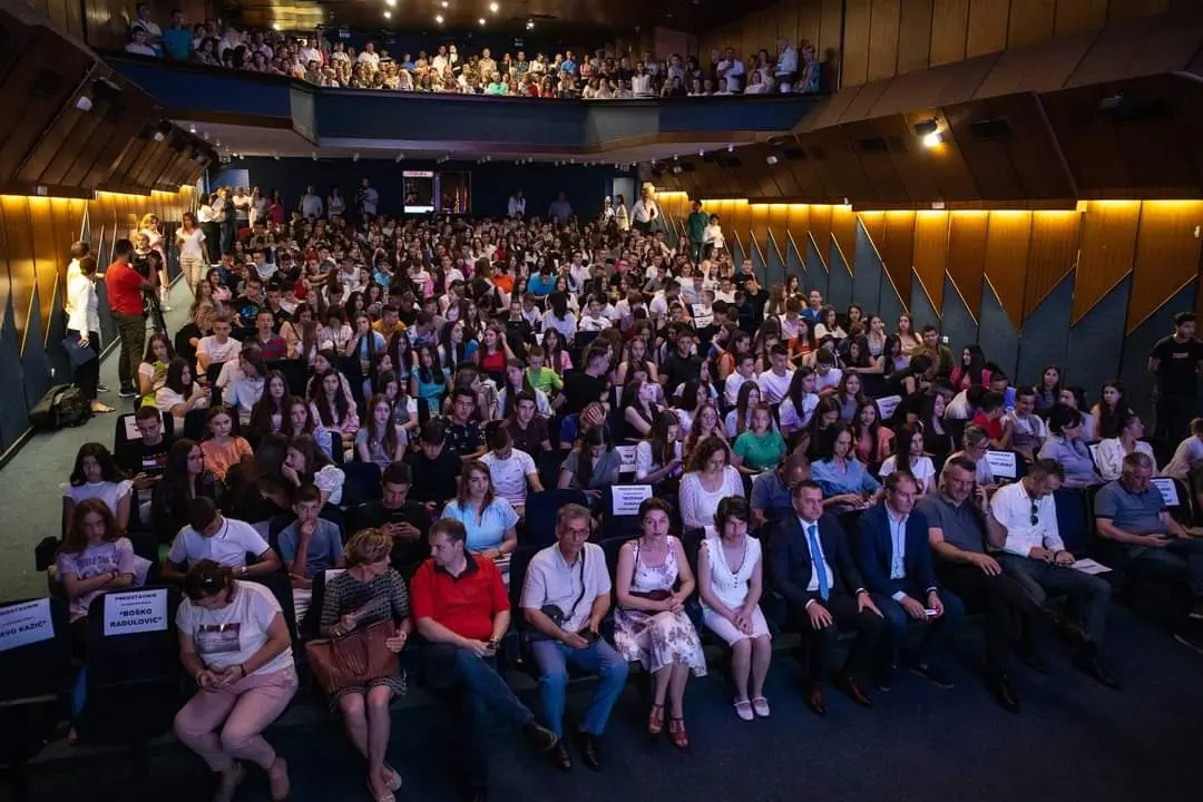 "Dan najboljih": Glavni grad ponosan na najbolje osnovce i srednjoškolce