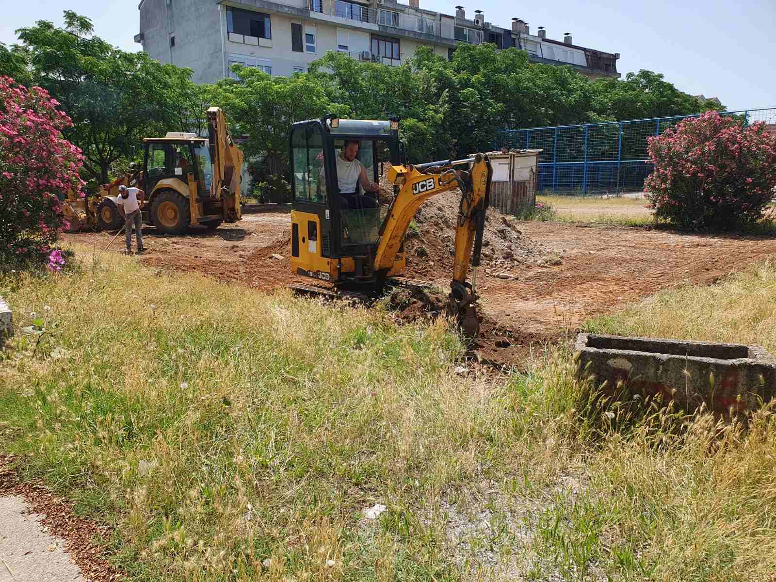 Počeli radovi na izgradnji dječijeg igrališta na Starom aerodromu