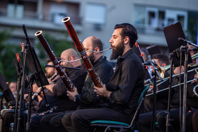 Publika svih generacija na Trgu nezavisnosti uživala u melodijama iz Diznijevih ostvarenja