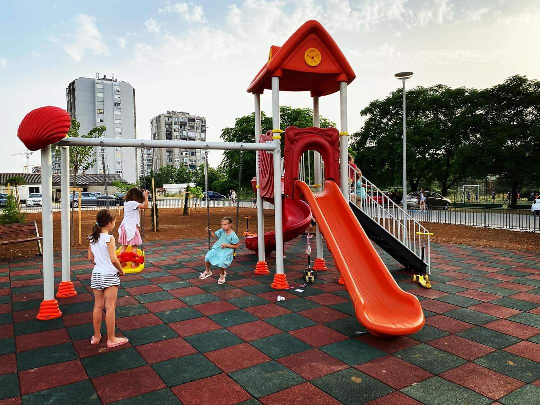 Novo dječije igralište u Ulici Bracana Bracanovića