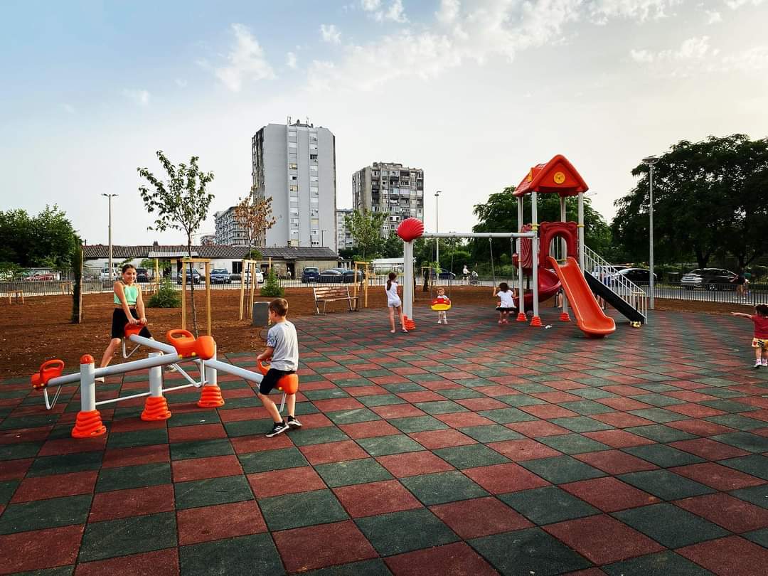 Novo dječije igralište u Ulici Bracana Bracanovića