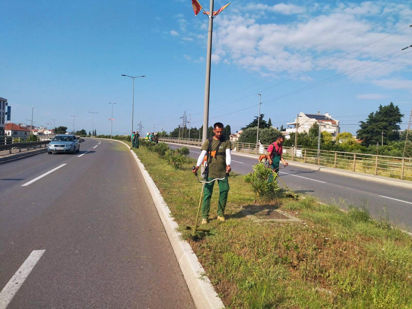 Nastavak košenja na više lokacija širom Podgorice