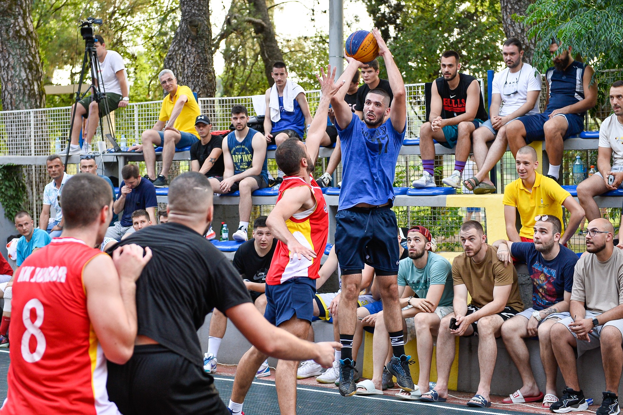 ZAVRŠEN DRUGI ''BASKET U MOM KVARTU'': CETINJE POBJEDNIK SPEKTAKLA U NJEGOŠEVOM PARKU