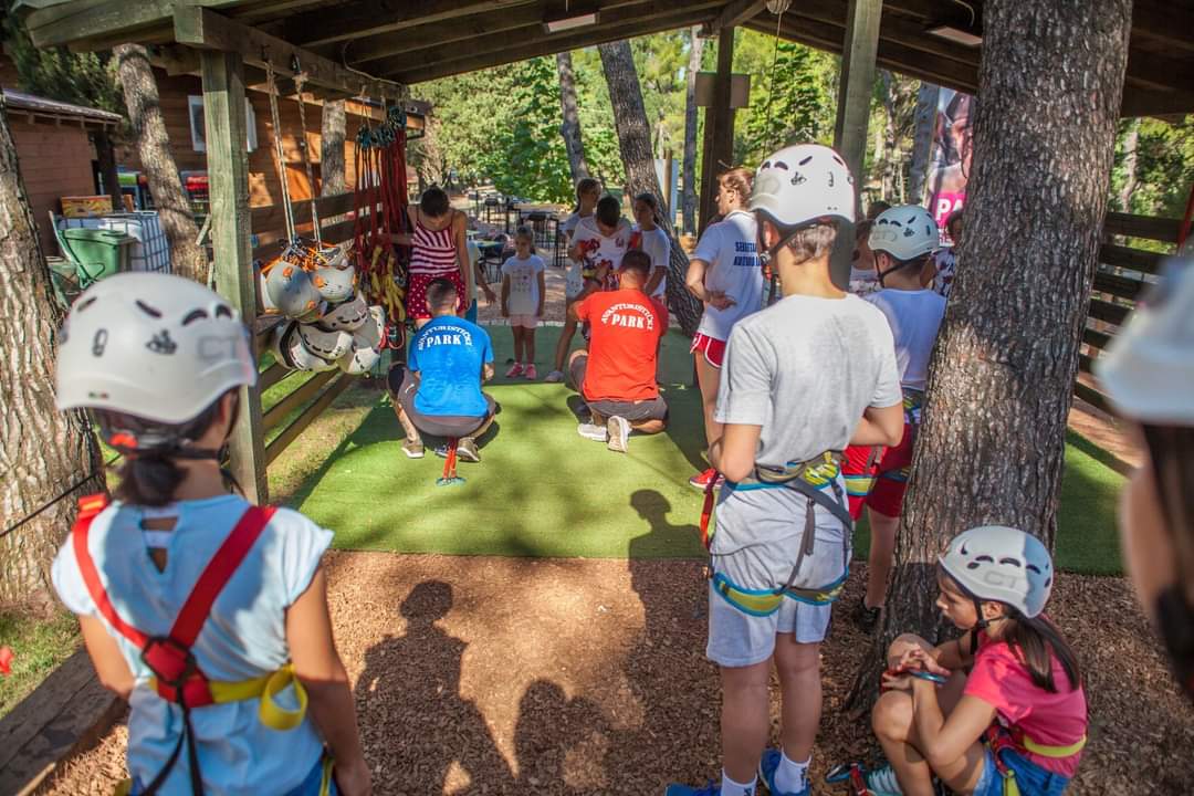 Počinje VII "Školski sporski raspust" - sportske aktivnosti, druženje i zabava za predškolce i osnovce širom Podgorice