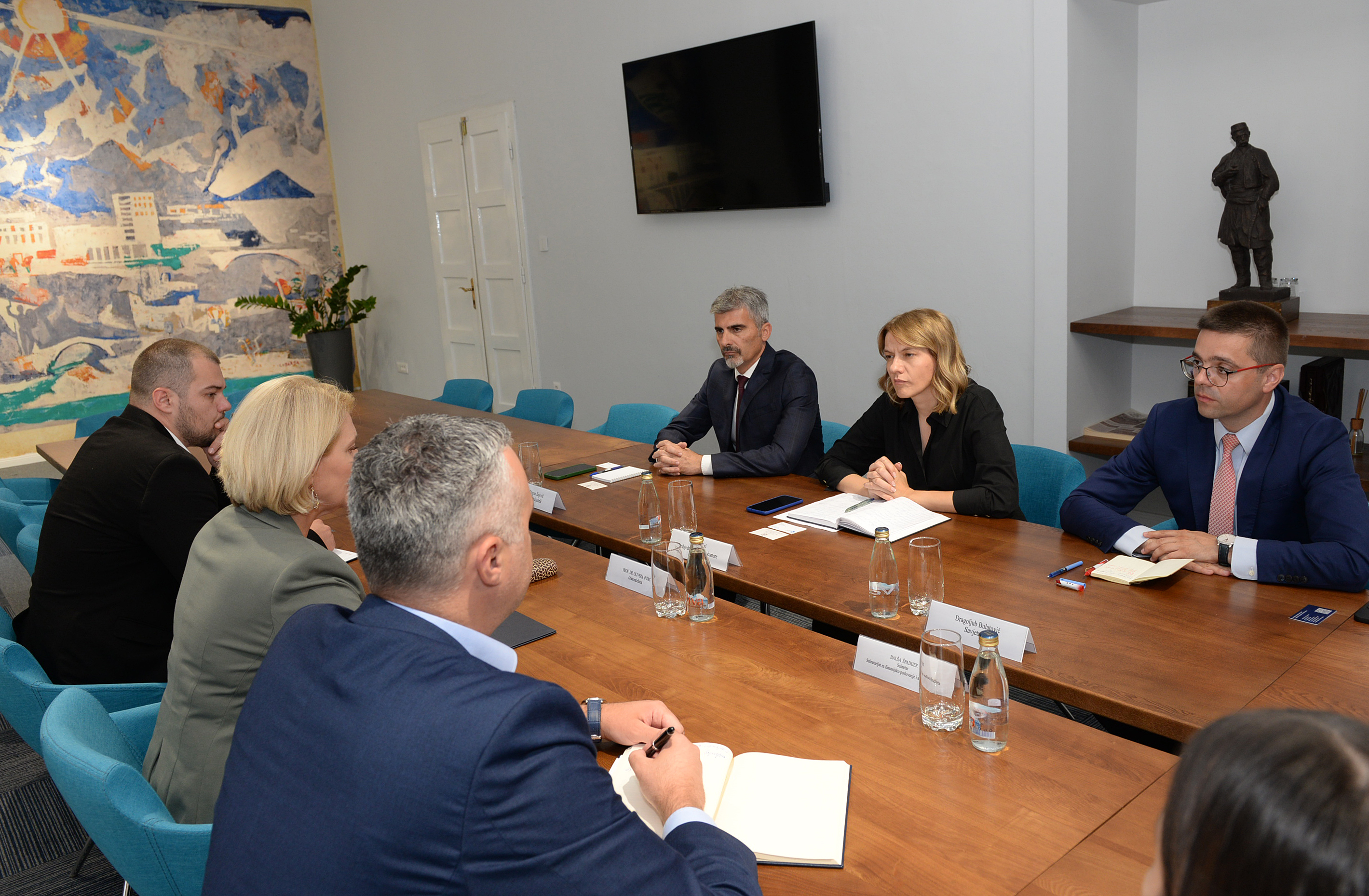 Injac – Drakić: Posvećeno raditi na unapređenju poslovnog ambijenta