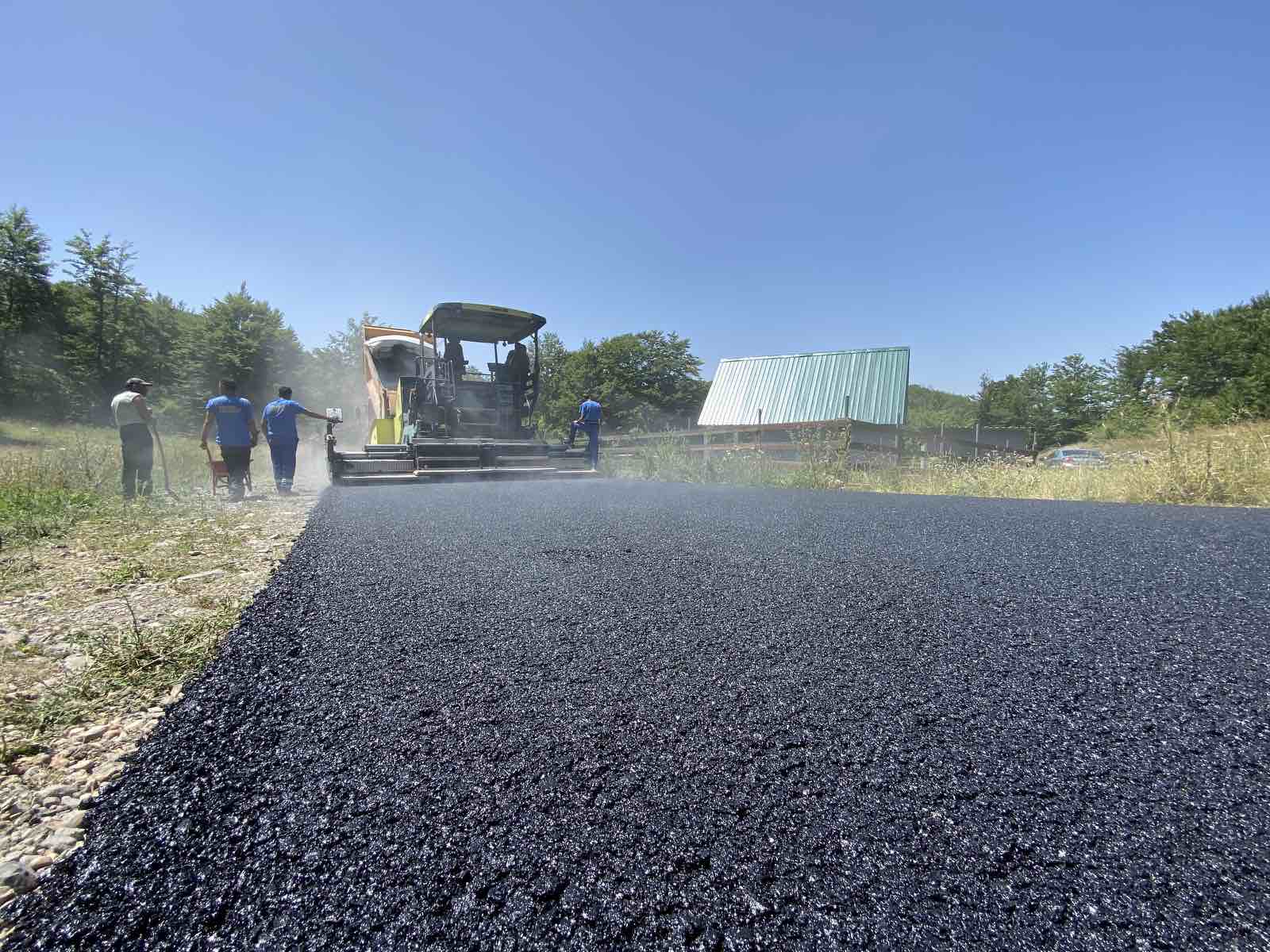 Nastavak unapređenja putne infrastrukture u Kučima: Još 2,5 km novog asfalta