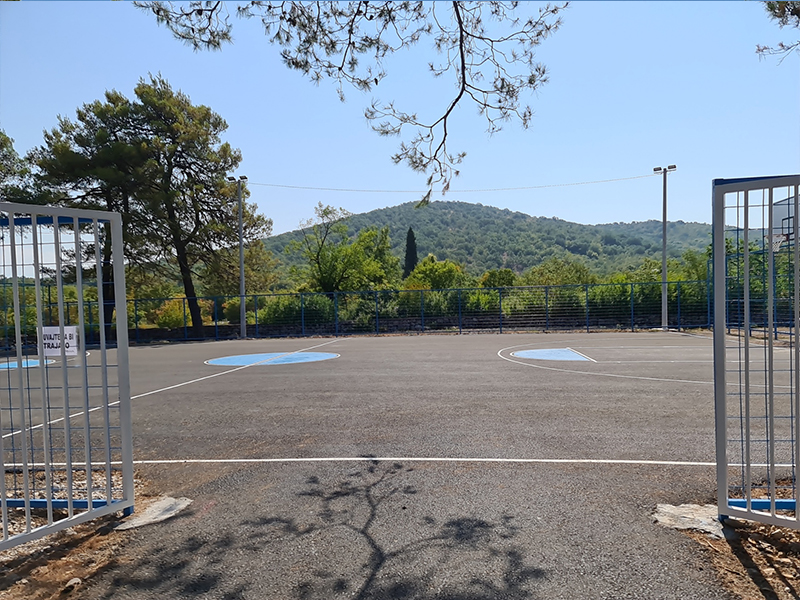 Rekonstruisan košarkaški poligon na Barutani