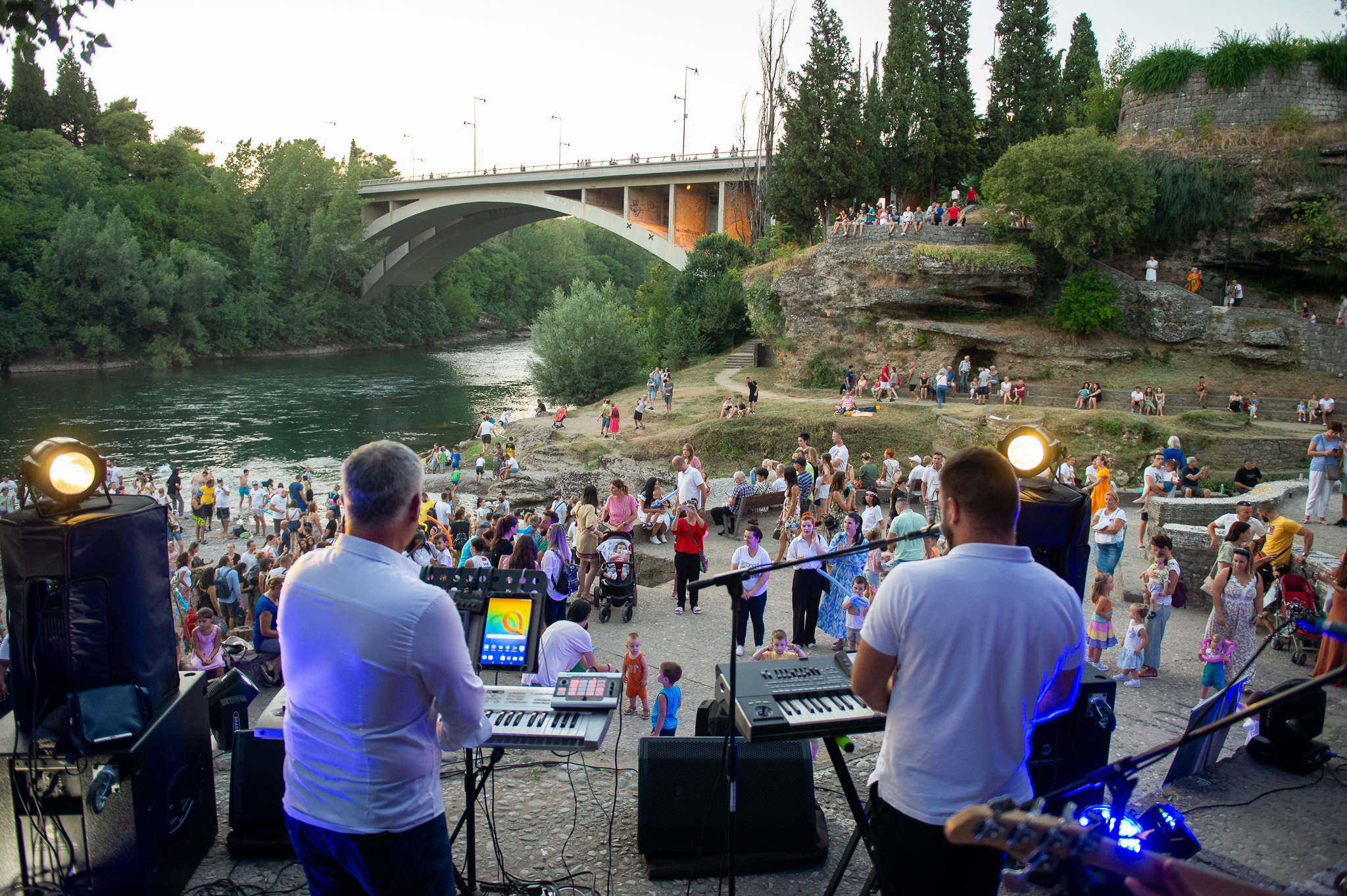 Manifestacija "Ajmo na Moraču" okupila brojne sugrađane i turiste