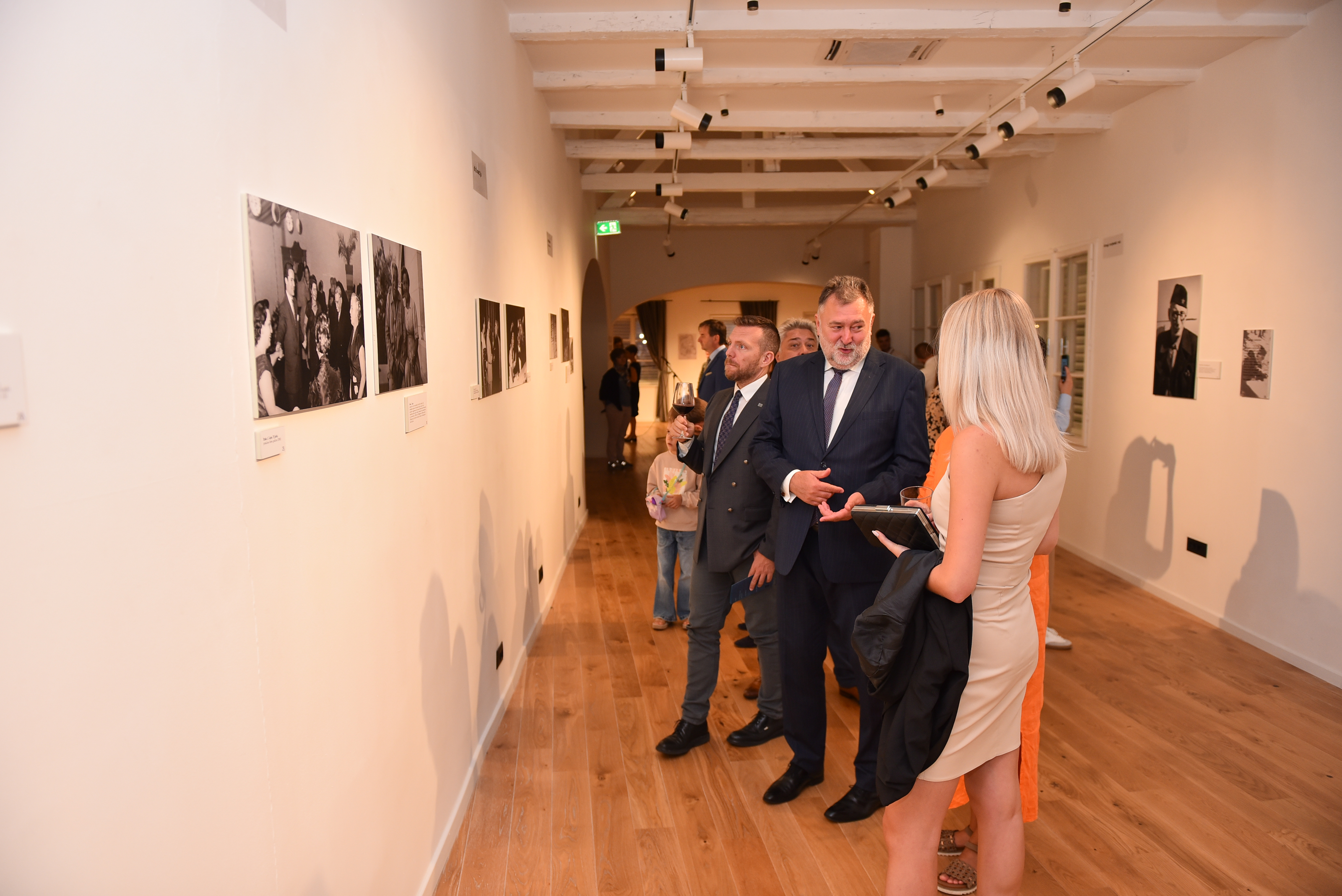 Injac na otvaranju manifestacije Evropski dani jevrejske kulture: Kroz umjetnost se povezujemo u različitostima, to je prava slika Podgorice i Crne Gore