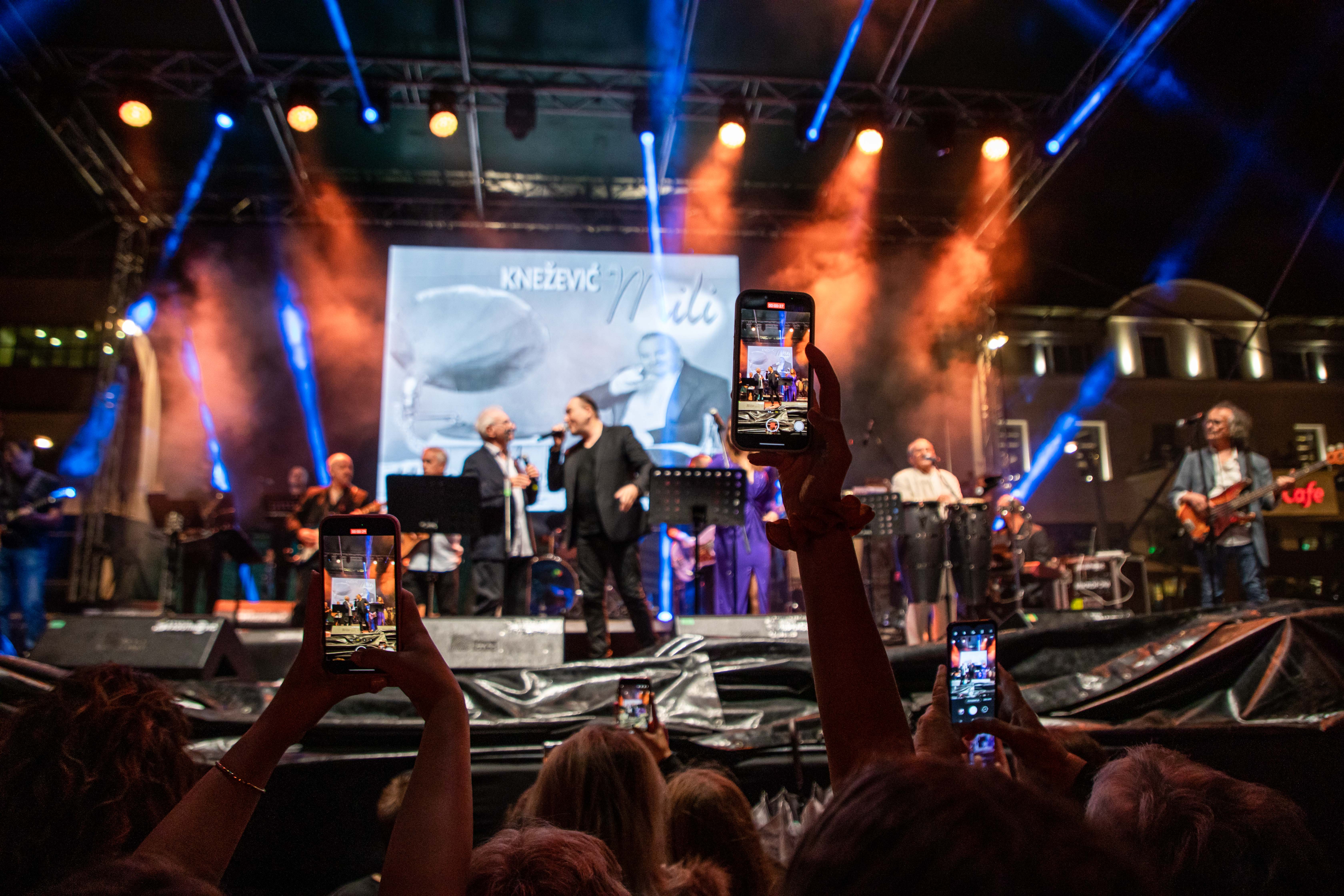 Proslavom velikog jubileja u Podgorici grupa Makadam priredila veče za pamćenje