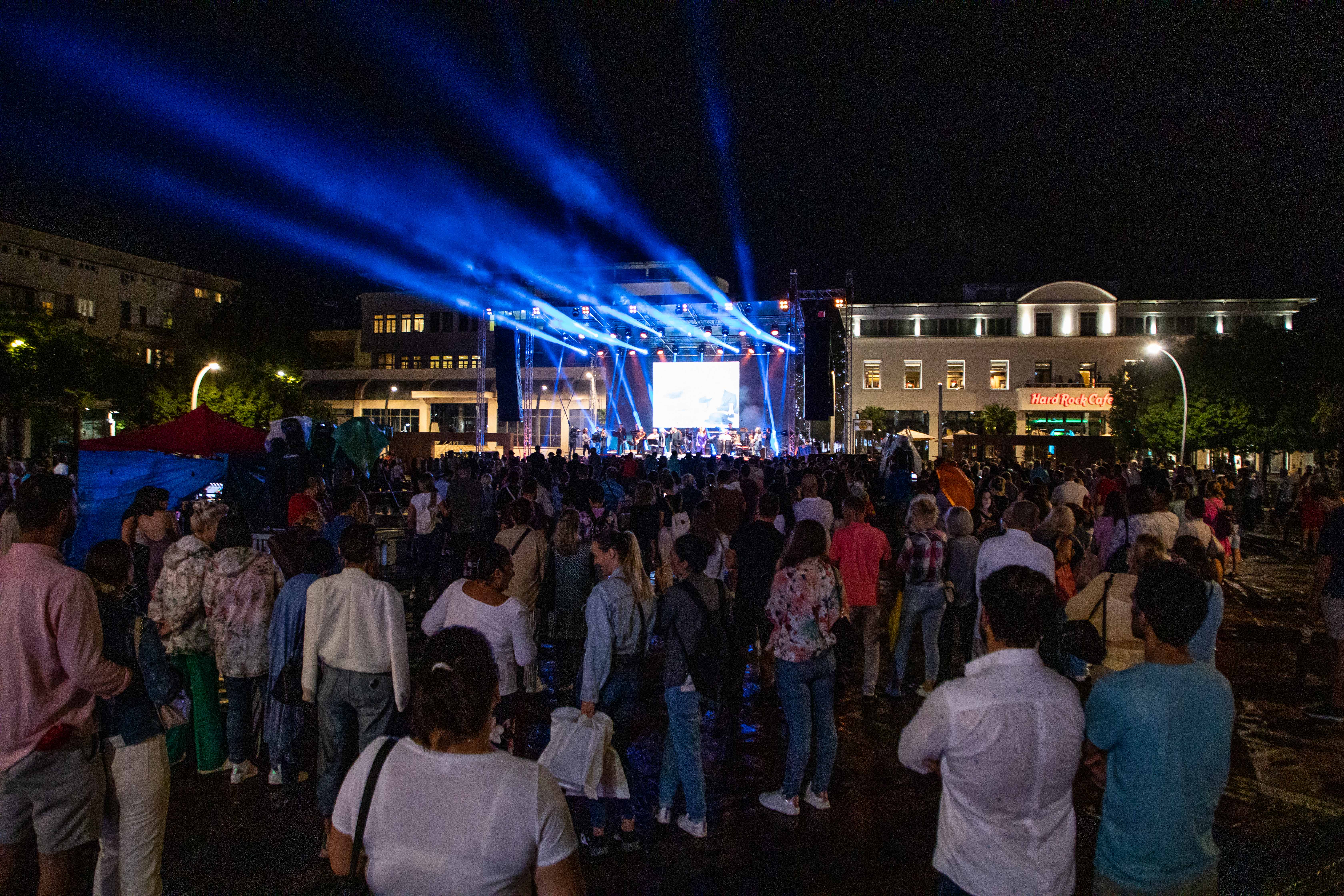 Proslavom velikog jubileja u Podgorici grupa Makadam priredila veče za pamćenje