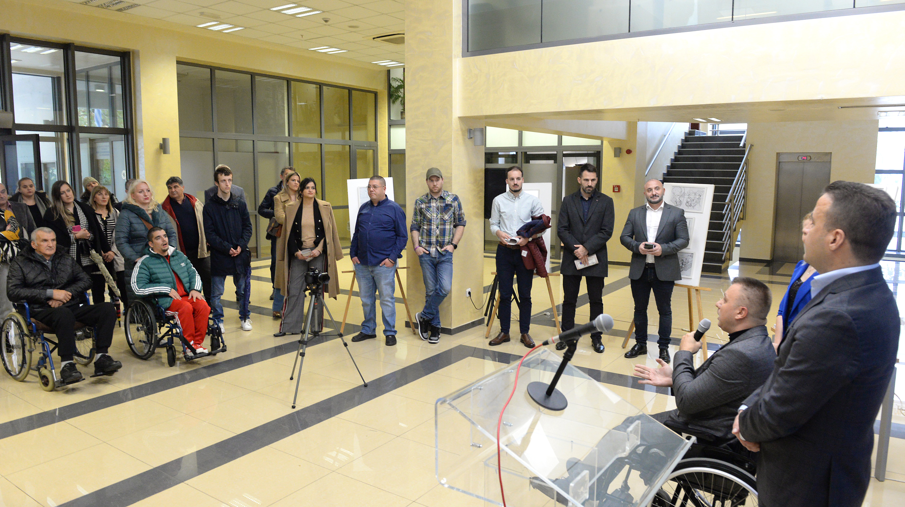 Otvorena izložba stripa o pristupačnosti javnog prostora; Zajedničkim djelovanjem doprinijeti boljem položaju i poštovanju prava osoba sa invaliditetom