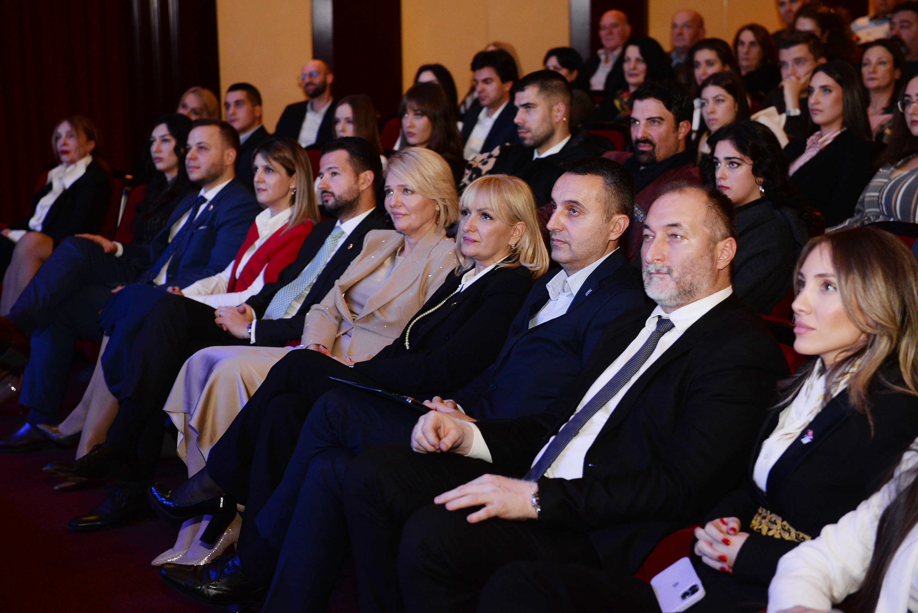 Dodijeljene nagrade najboljim studentima za 2023. godinu;  Injac: Ulaganje u znanje je ulaganje u sebe i u budućnost