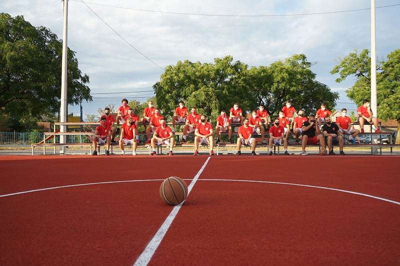 Partnerstvom Glavnog grada i Ministarstva sporta rekonstruisan košarkaški teren u Mojanovićima