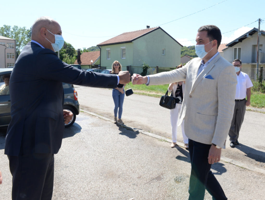 Donacijom Glavnog grada Cetinje dobilo potpuno rekonstruisan poligon kod gimnazije