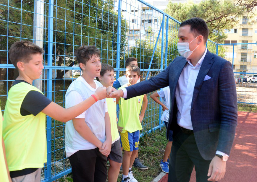 Rekonstruisan kultni košarkaški teren iza zgrade SIMPO, uskoro i novo dječije igralište u ovom kvartu